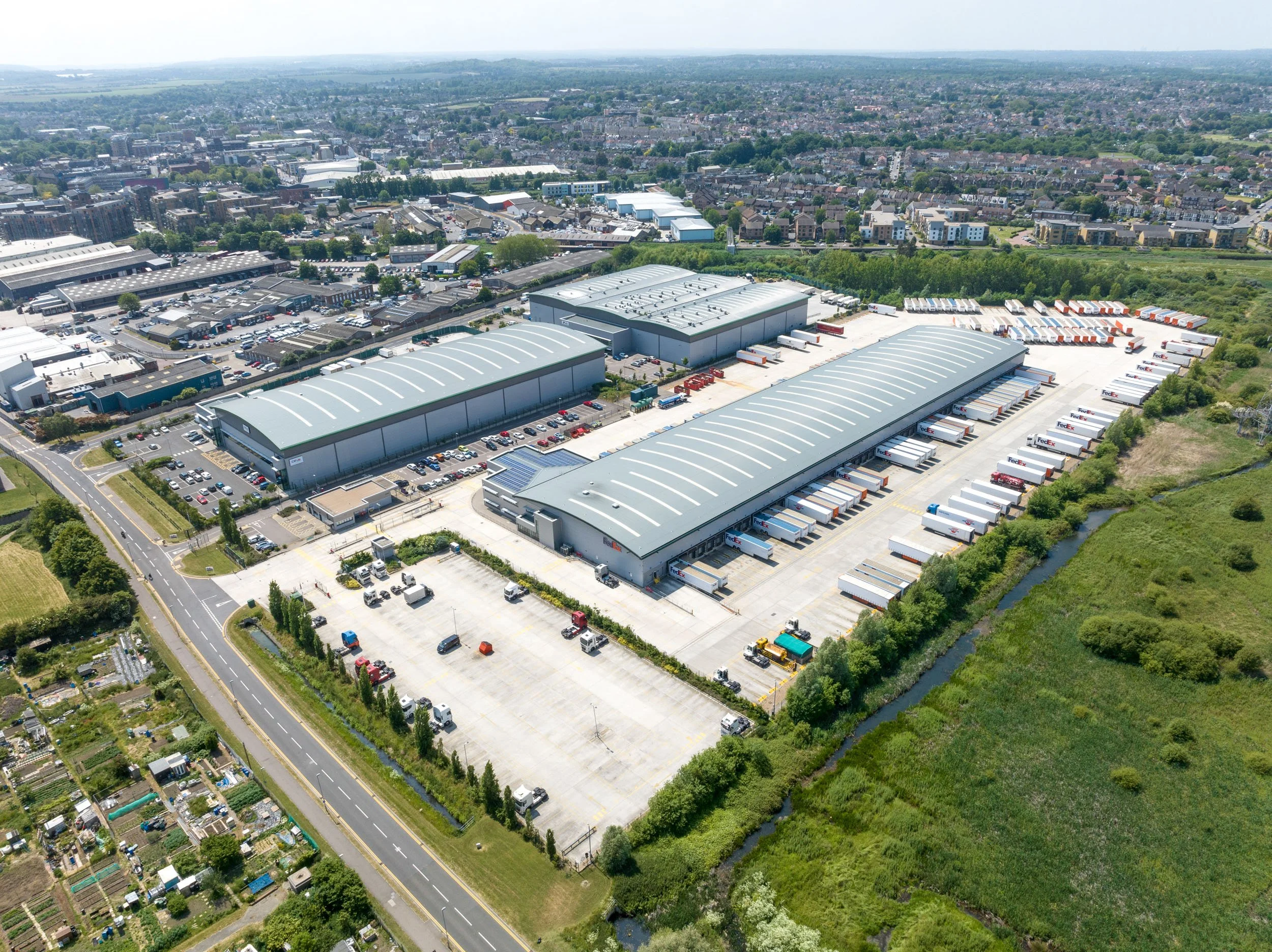 orpington-greater-london-uk-fedex-logistics-warehouse-aerial-33.jpg