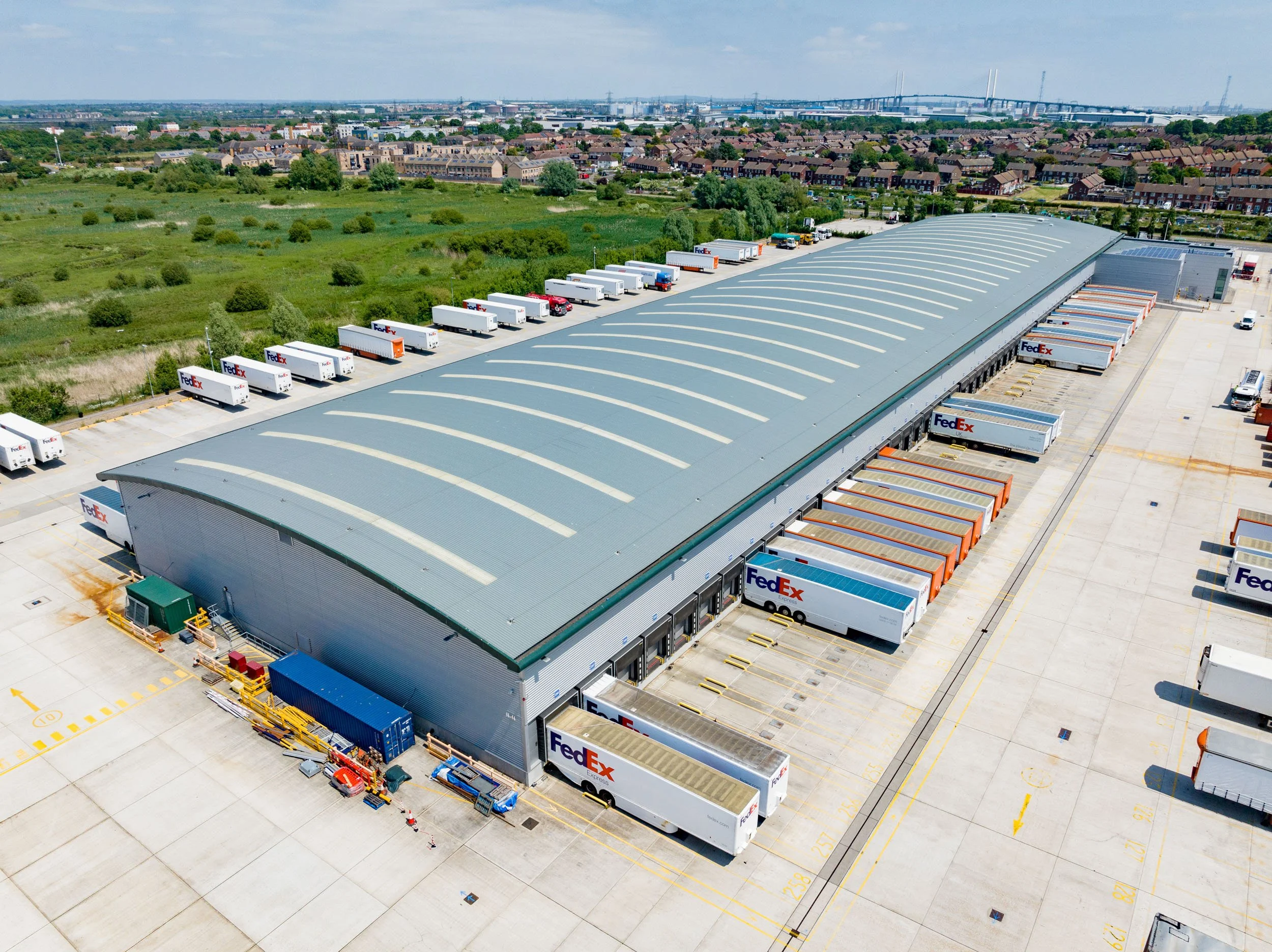 orpington-greater-london-uk-fedex-logistics-warehouse-aerial-38.jpg