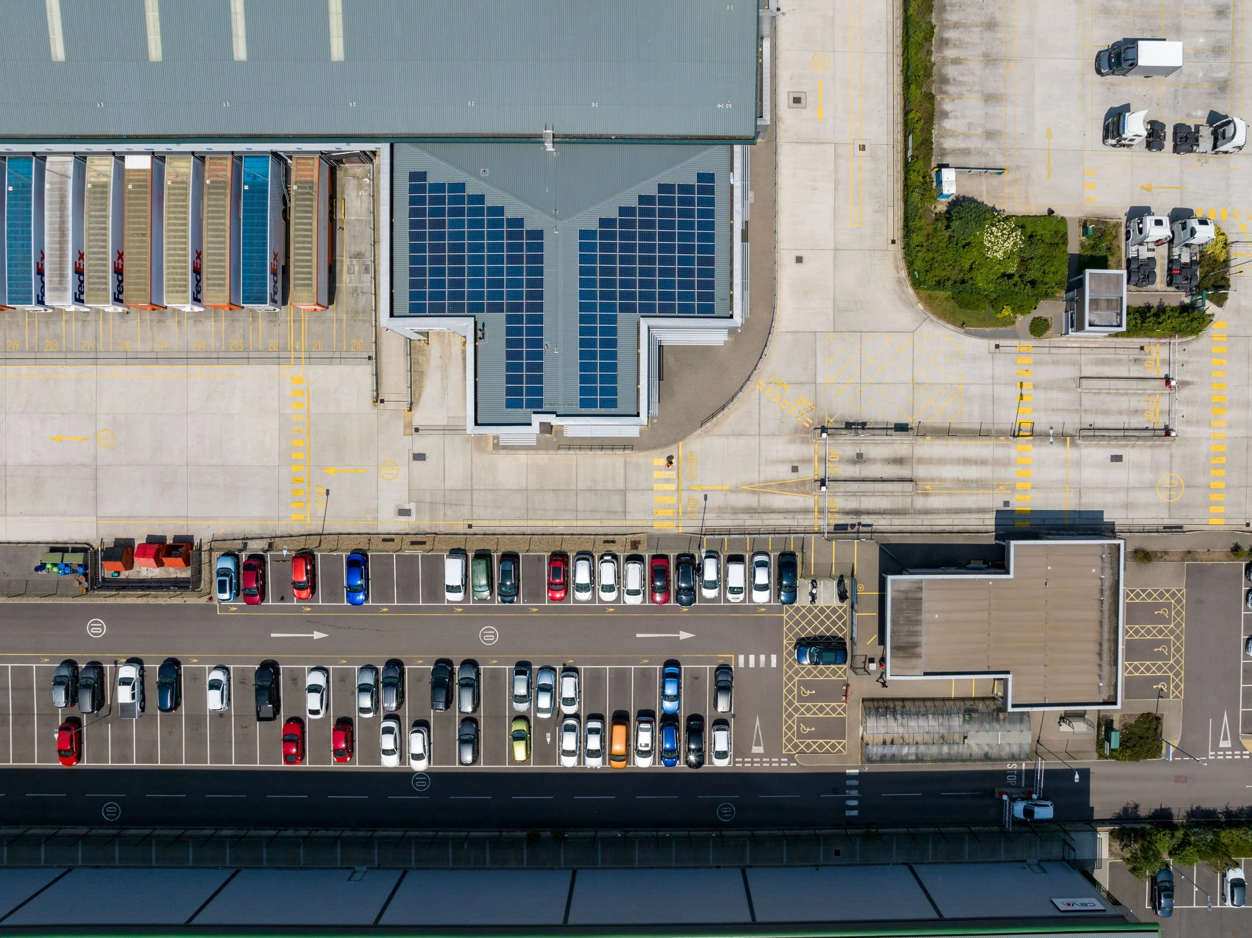orpington-greater-london-uk-fedex-logistics-warehouse-aerial-45.jpg
