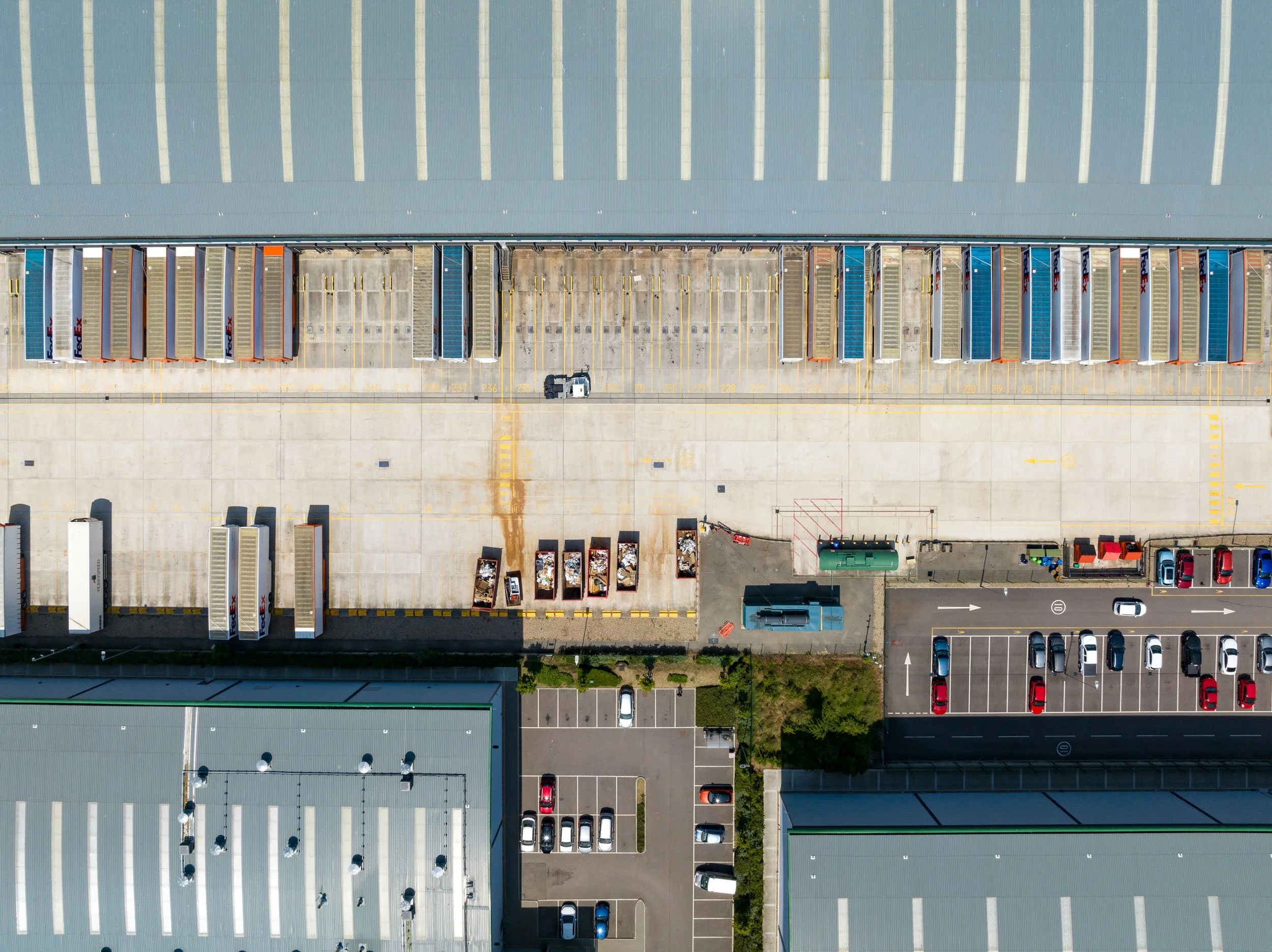 orpington-greater-london-uk-fedex-logistics-warehouse-aerial-46.jpg