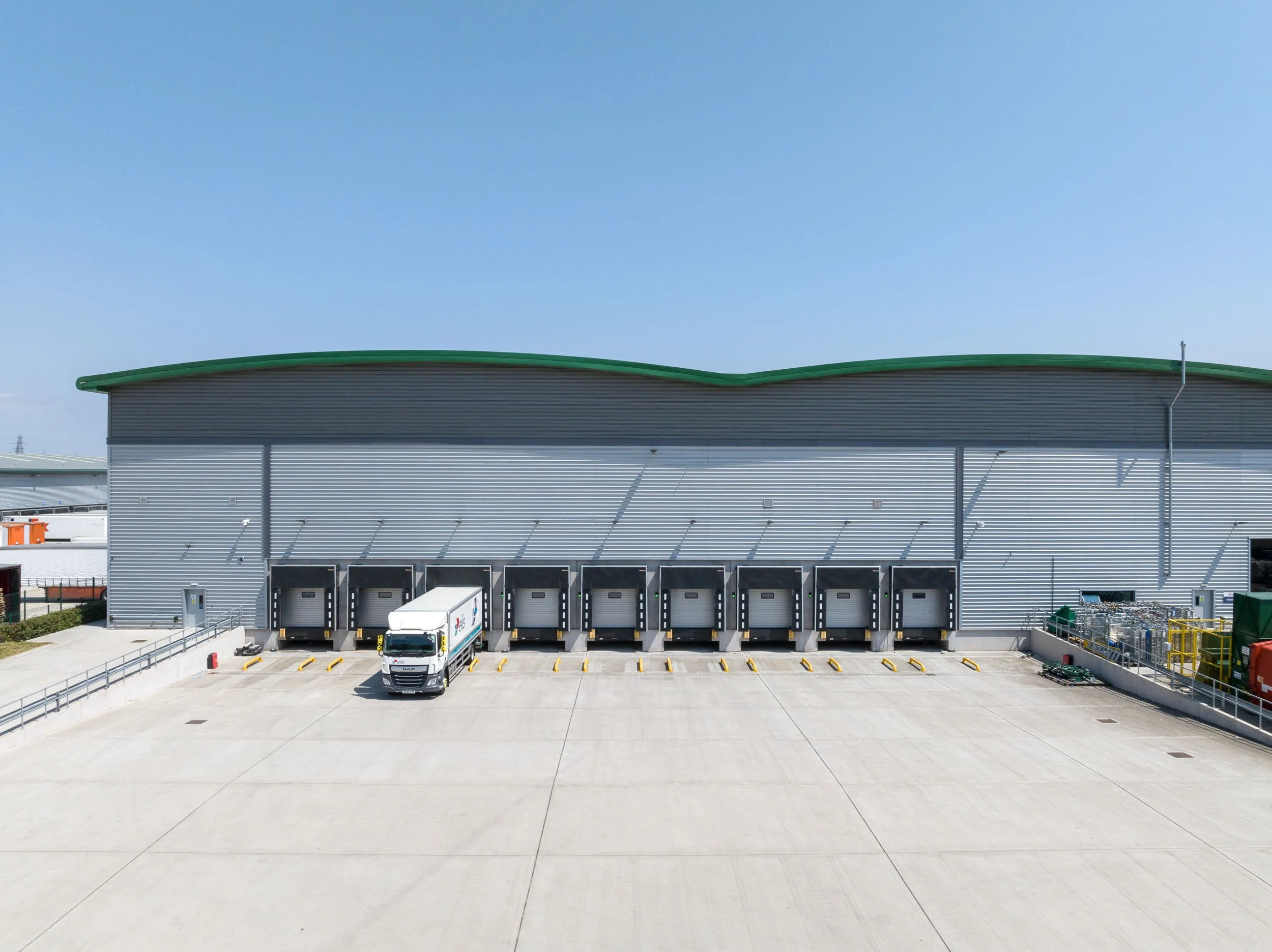orpington-greater-london-uk-fedex-logistics-warehouse-aerial-59.jpg