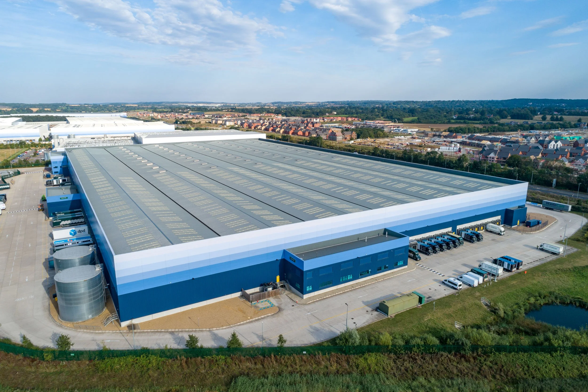 magna-park-logistics-warehouse-aerial-lutterworth-059.jpg