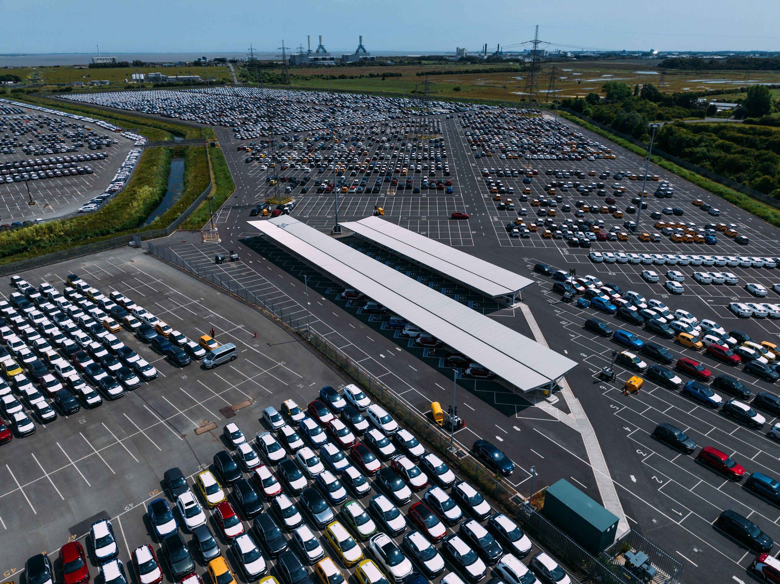 stallingborough-north-east-lincolnshire-uk-kia-vehicle-storage-logistics-aerial-02.jpg