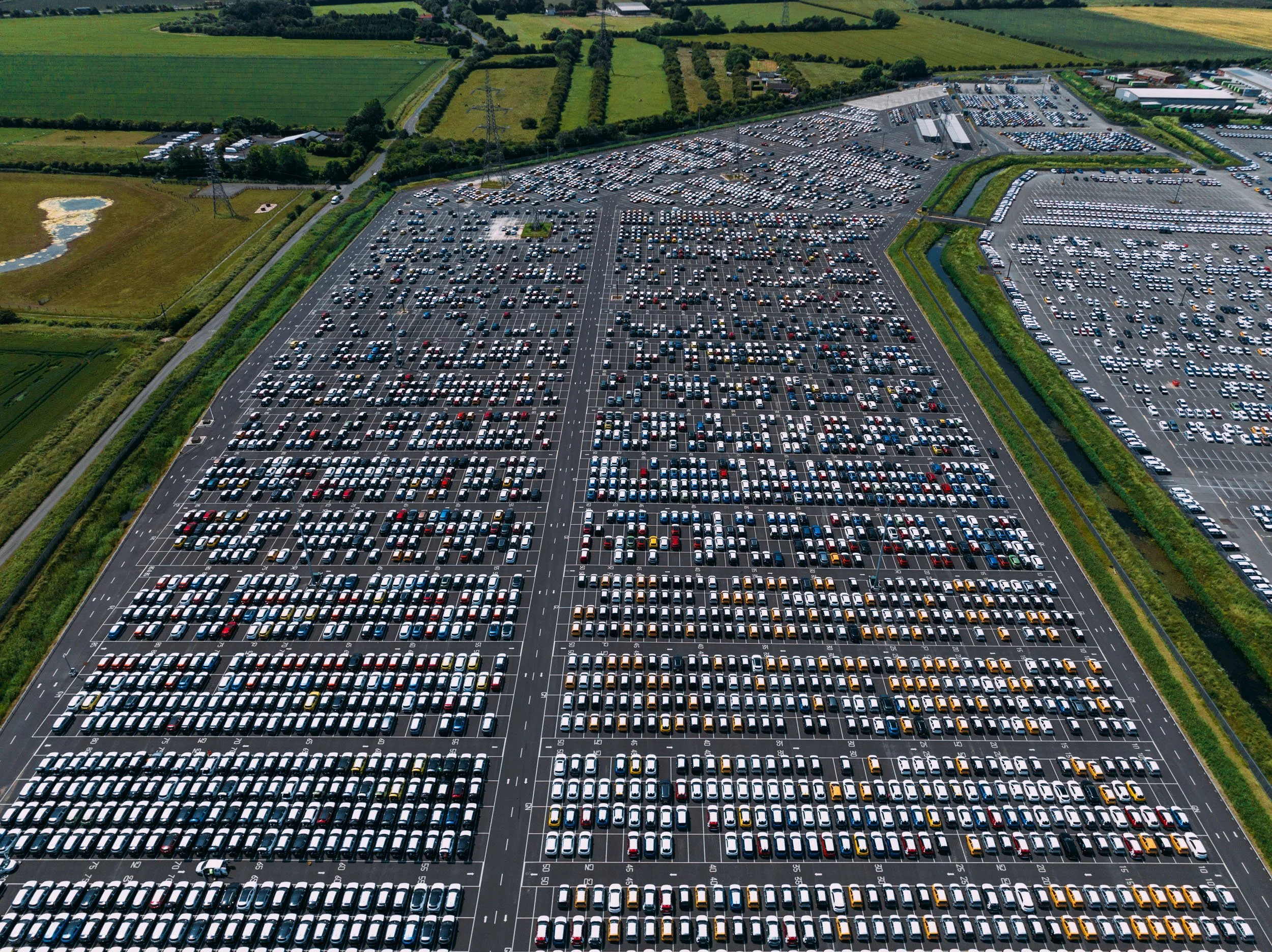 stallingborough-north-east-lincolnshire-uk-kia-vehicle-storage-logistics-aerial-12.jpg