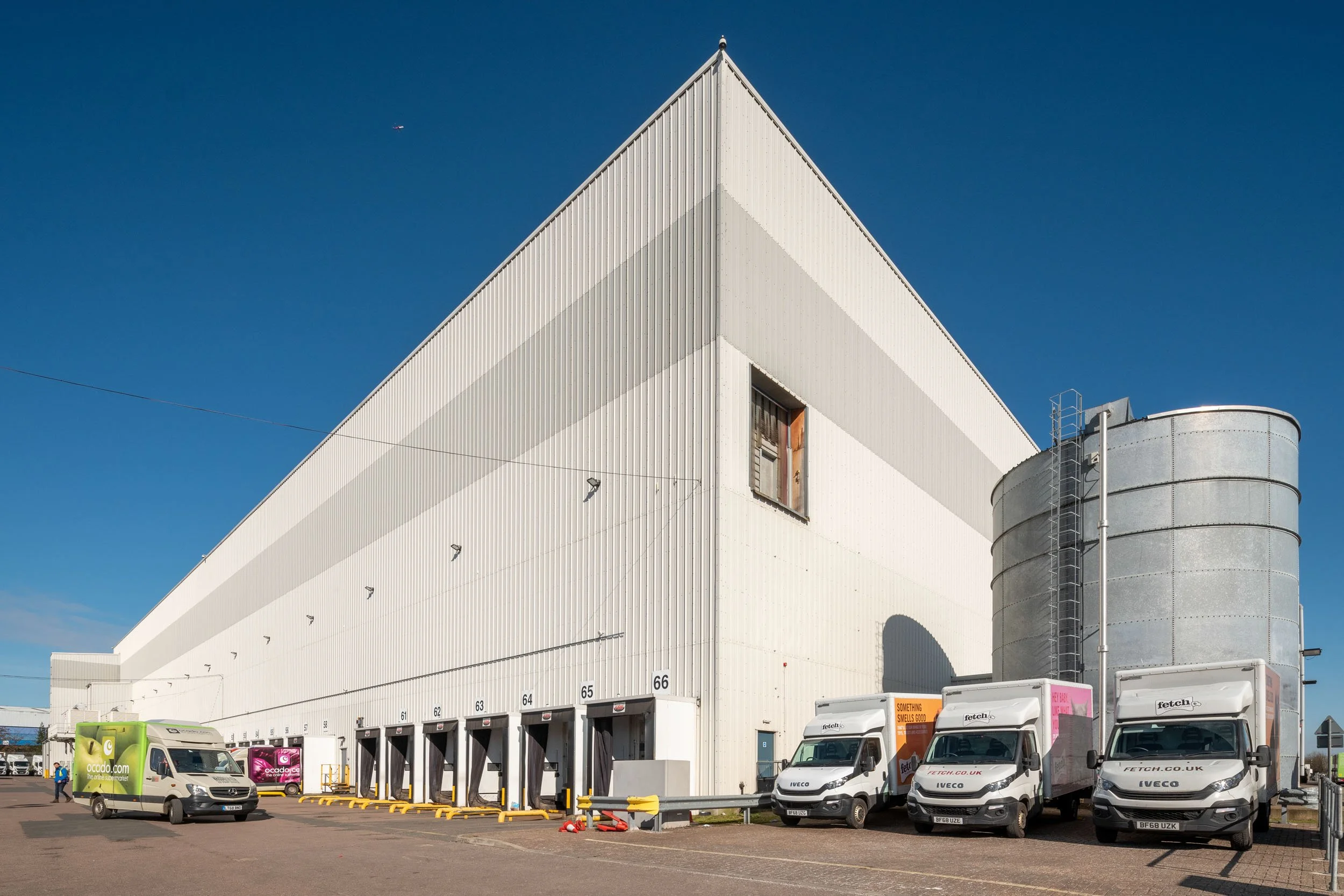 ocado-customer-fulfilment-centre-hatfield-005.jpg