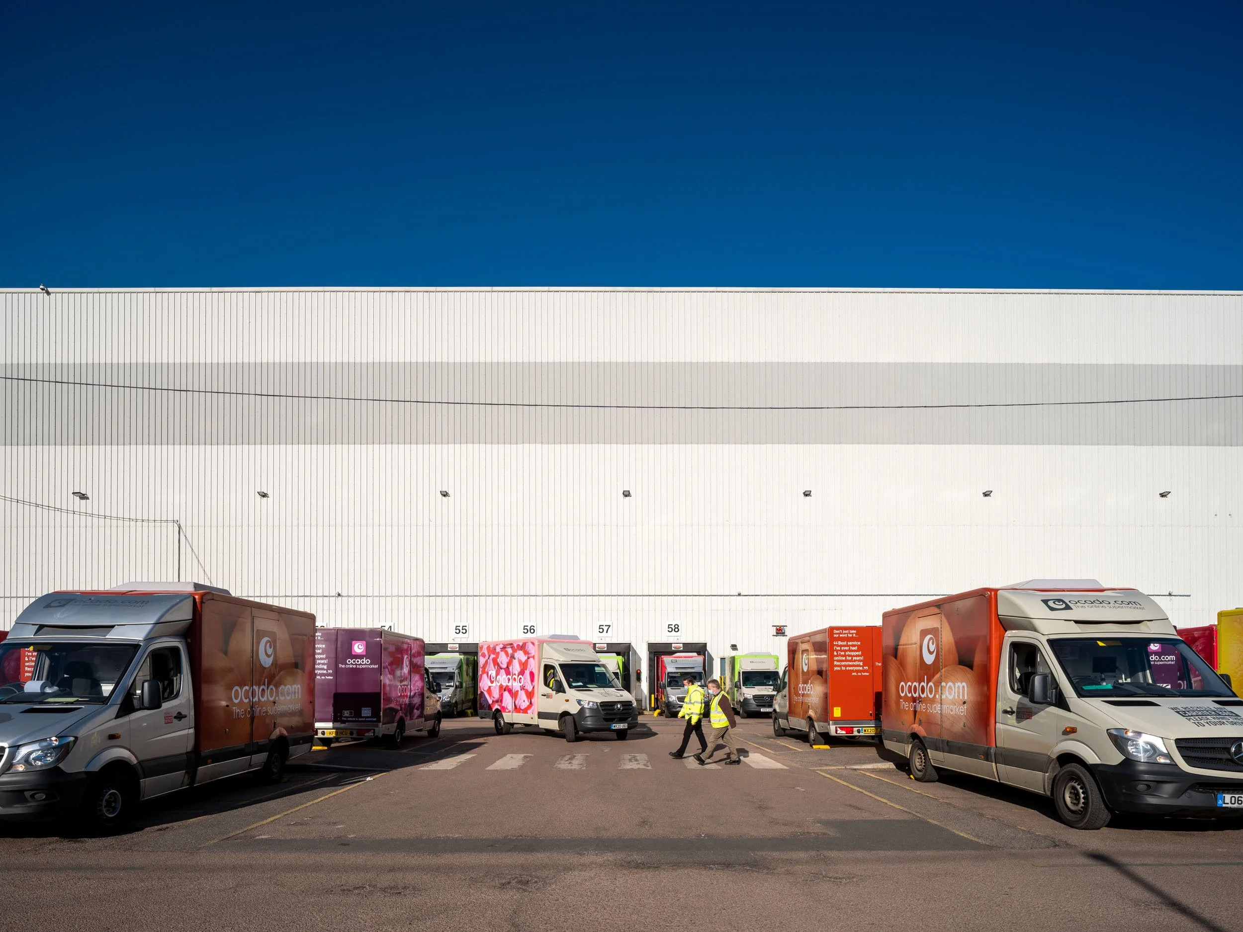 ocado-customer-fulfilment-centre-hatfield-022.jpg