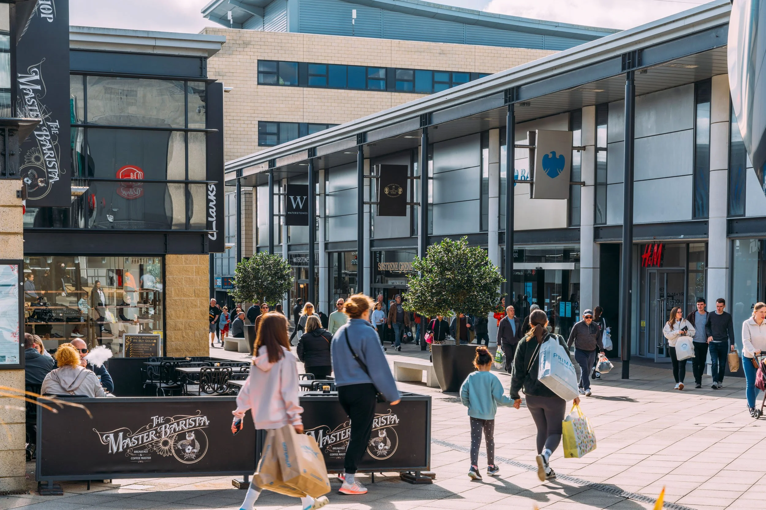 harrow-london-uk-the-water-gardens-retail-mixed-use-commercial-04.jpg