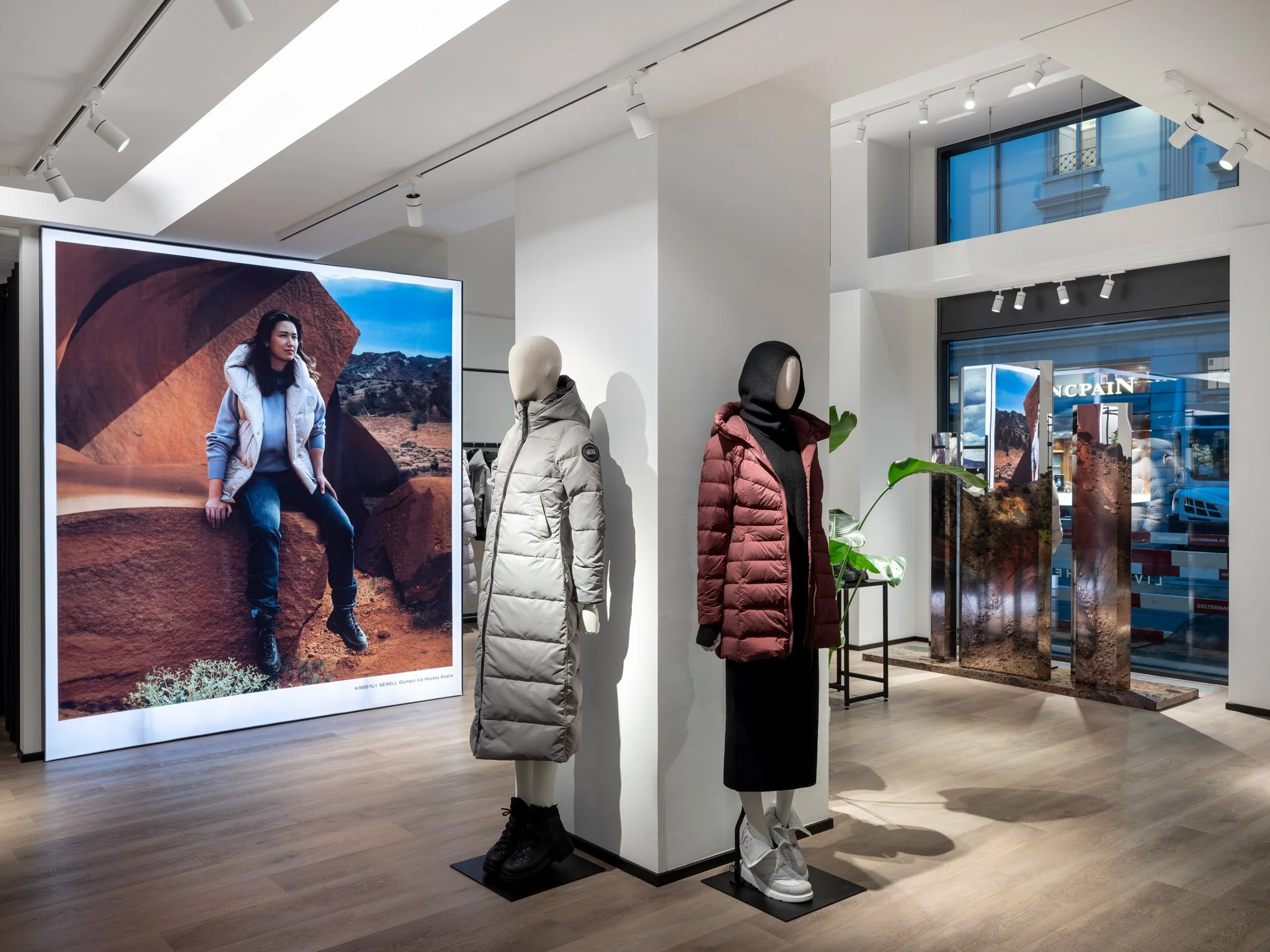 retail-architectural-photography-canada-goose-store-zurich-switzerland-05.jpg