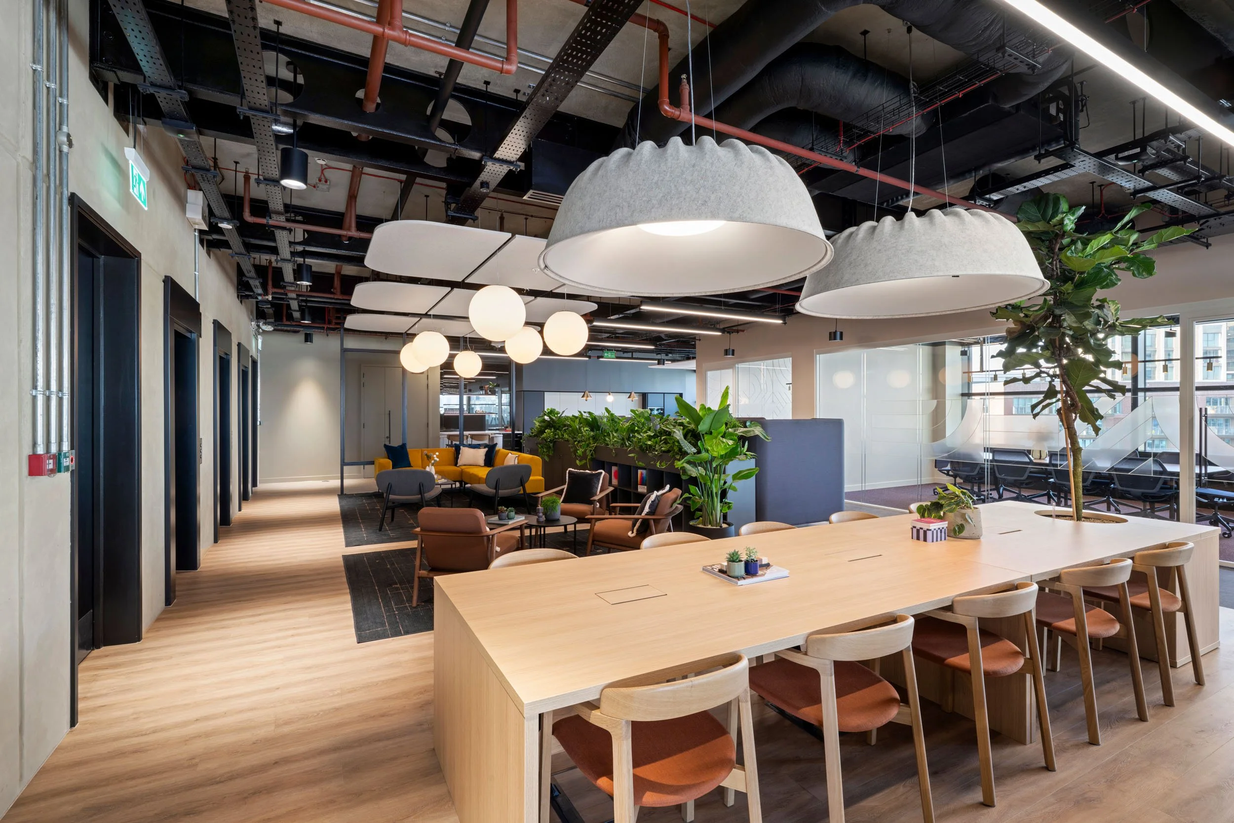 fuse-london-flexible-workspace-office-interior-battersea-21.jpg