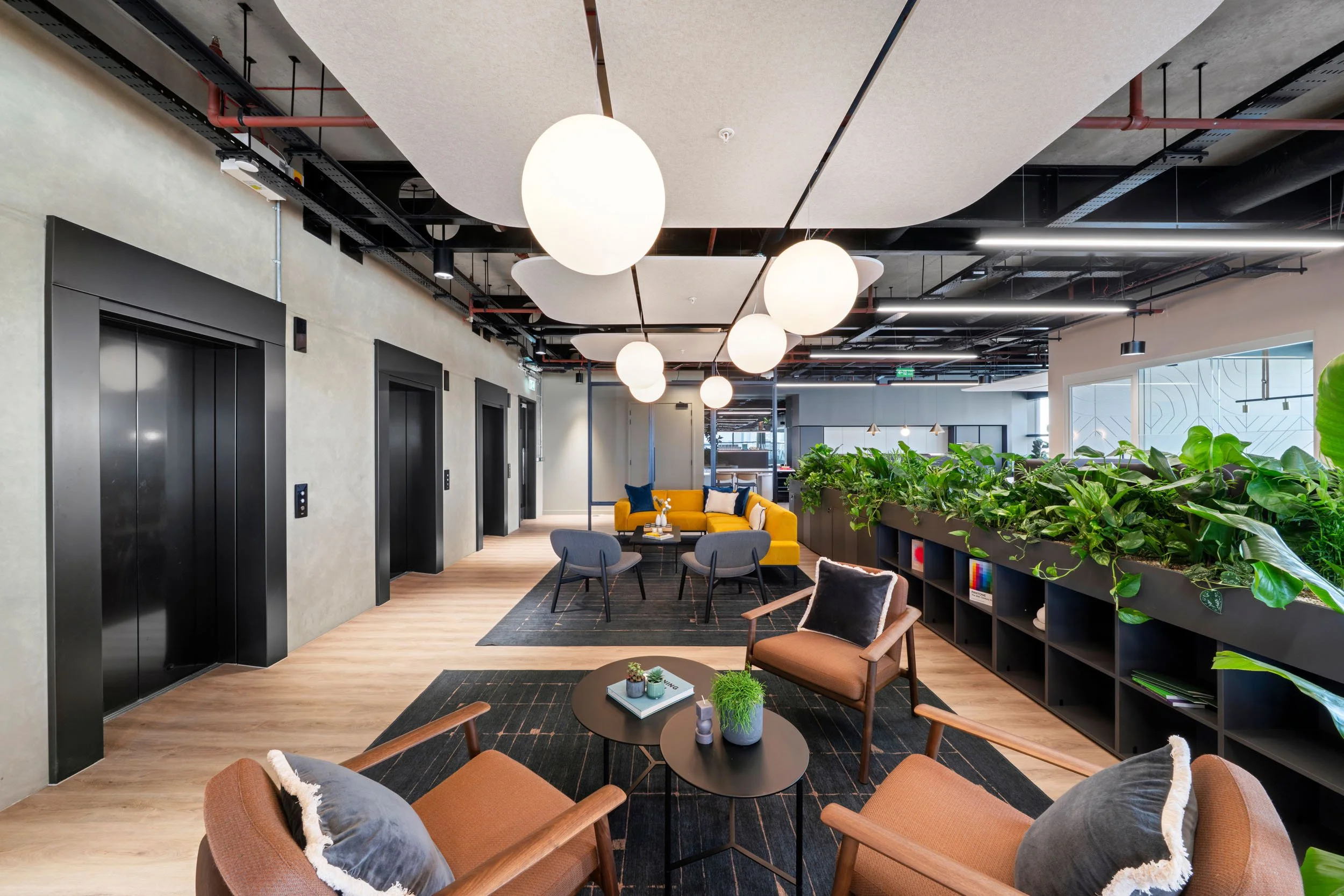 fuse-london-flexible-workspace-office-interior-battersea-23.jpg