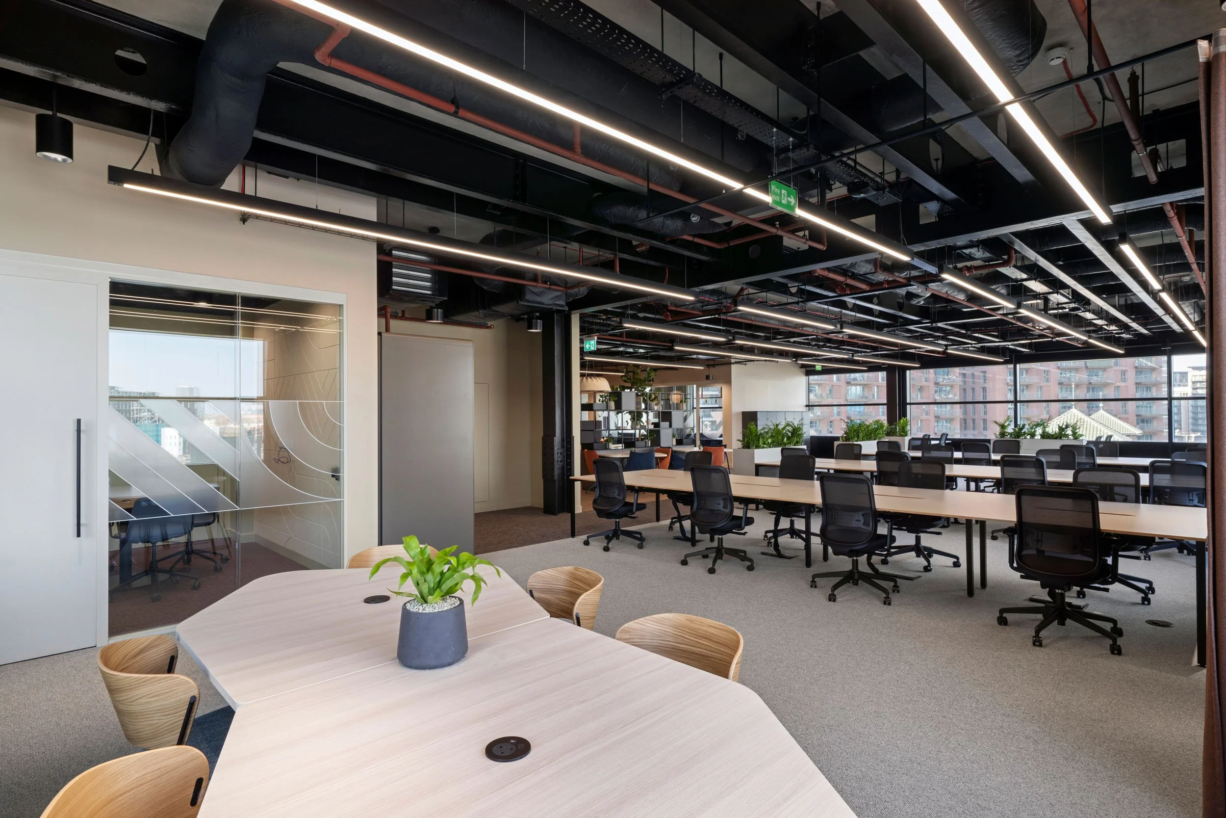 fuse-london-flexible-workspace-office-interior-battersea-28.jpg