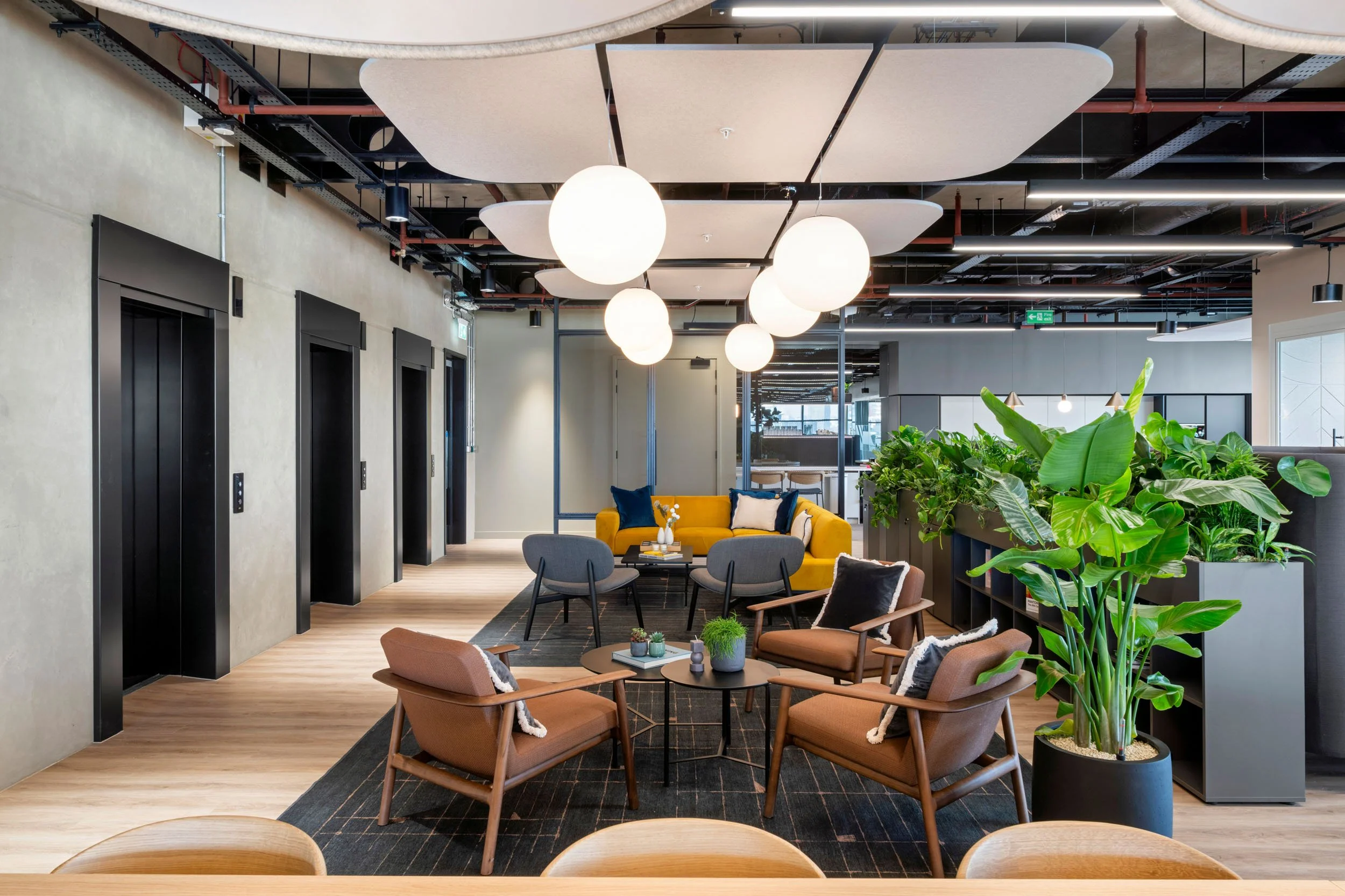 fuse-london-flexible-workspace-office-interior-battersea-53.jpg