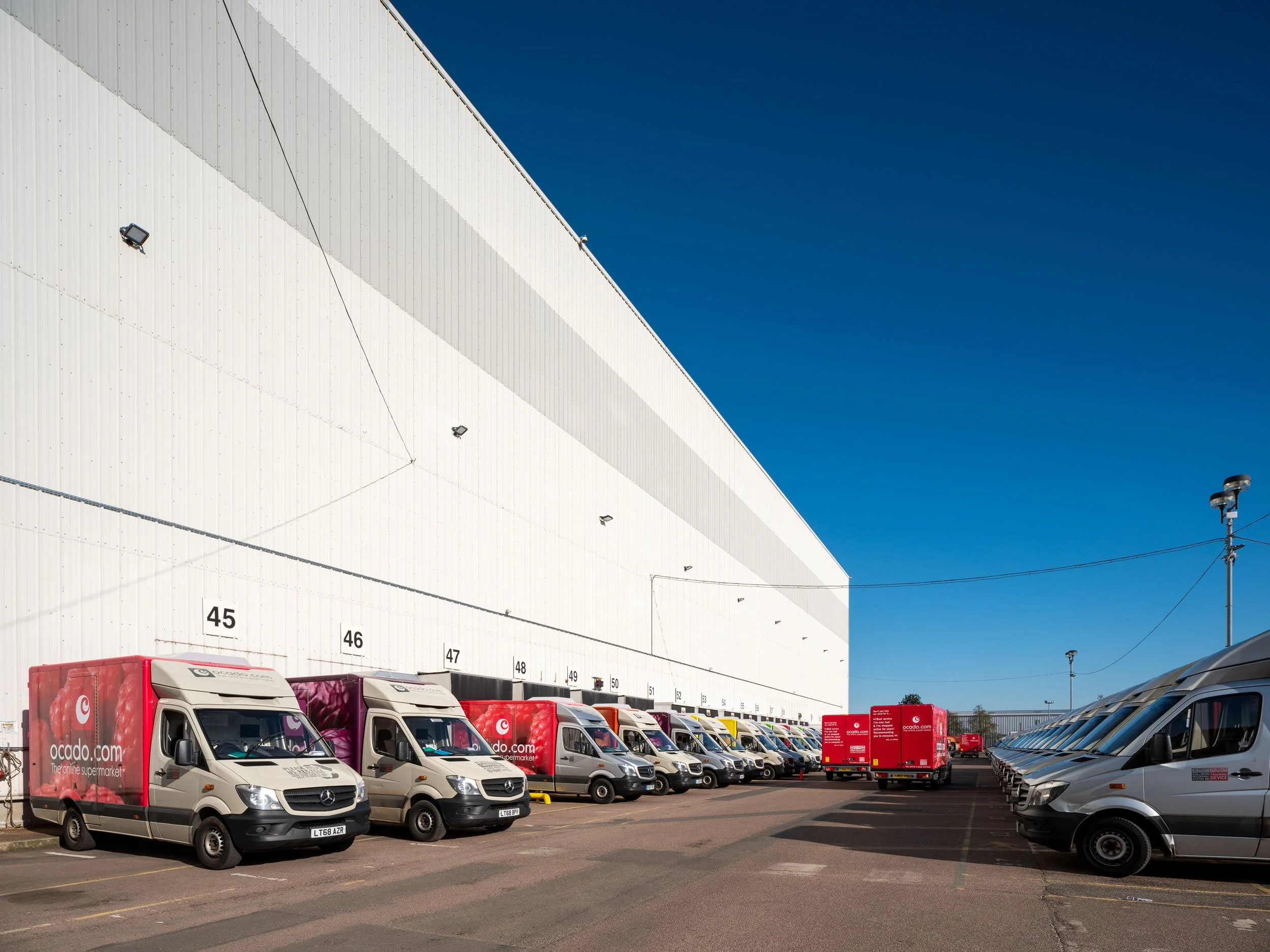 ocado-customer-fulfilment-centre-hatfield-023.jpg