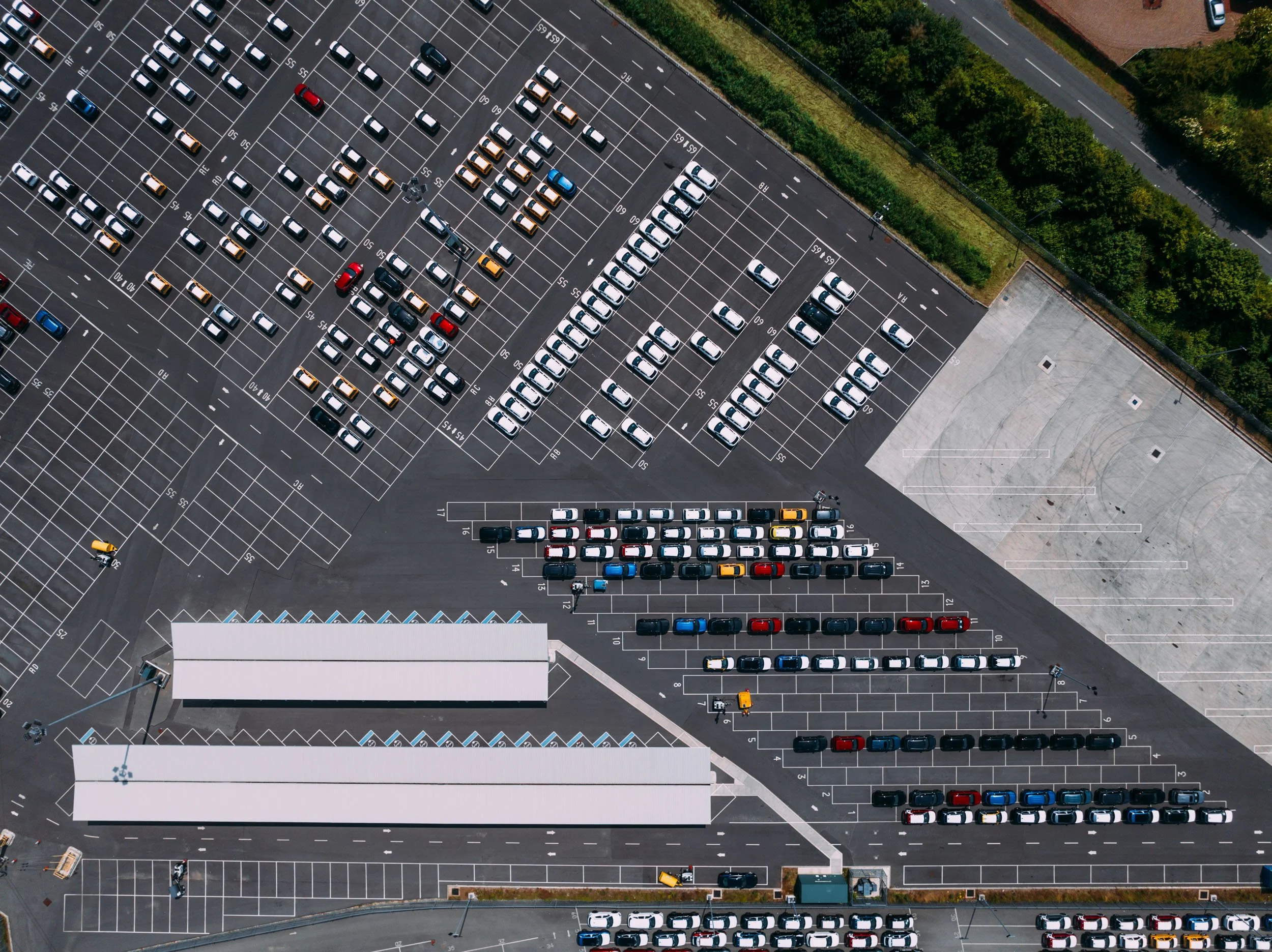 stallingborough-north-east-lincolnshire-uk-kia-vehicle-storage-logistics-aerial-05.jpg