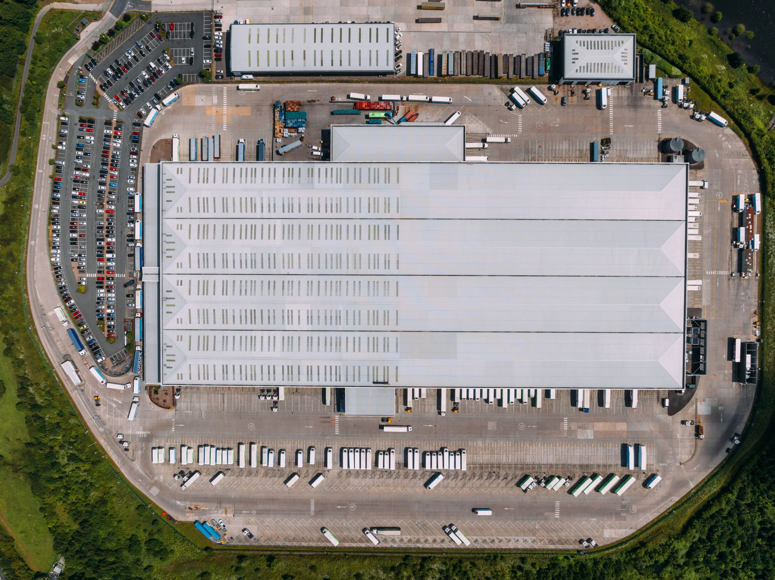 castlewood-nottinghamshire-uk-coop-logistics-warehouse-aerial-08.jpg