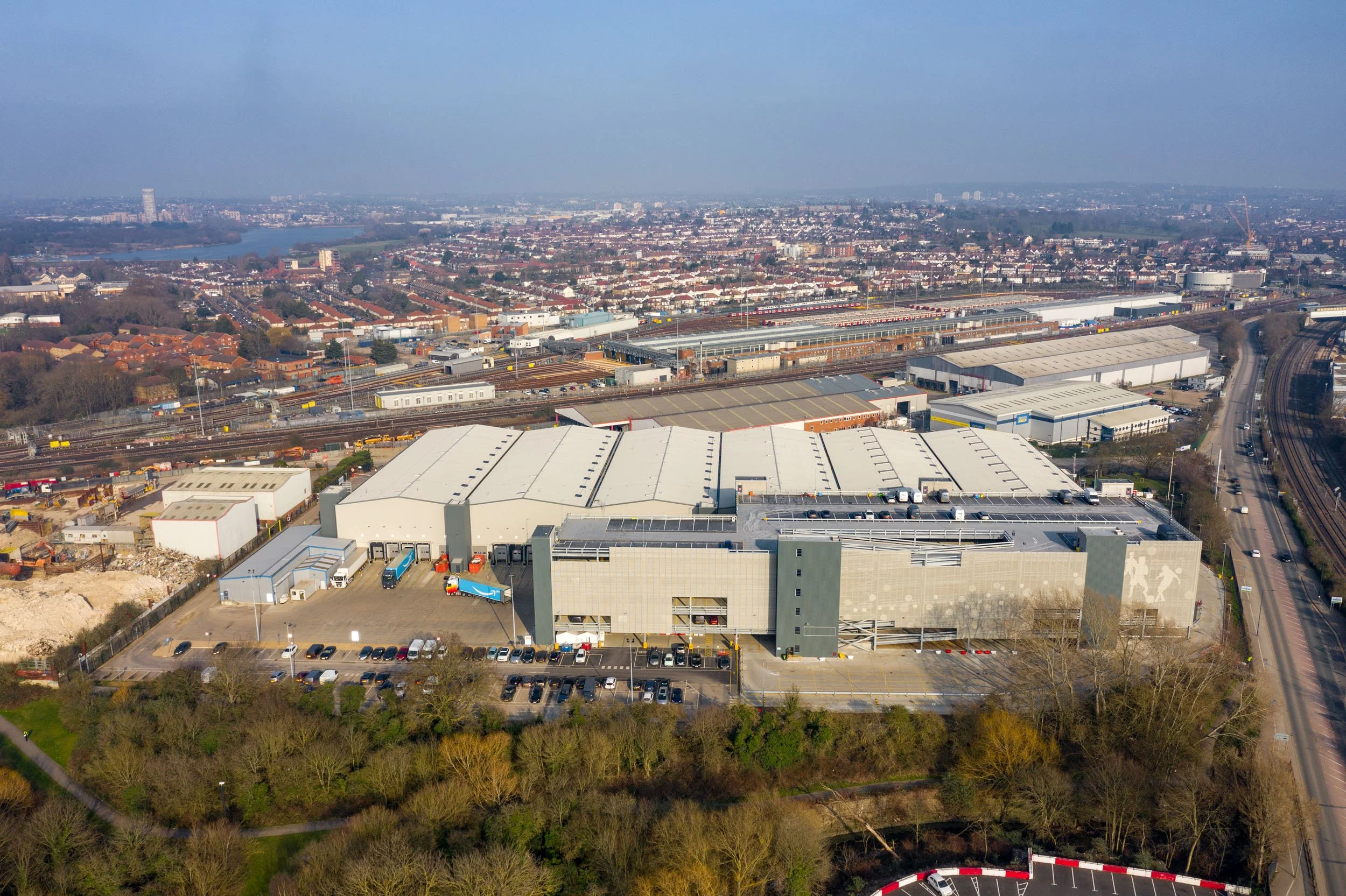 amazon-industrial-warehouse-nw10-aerial-01.jpg