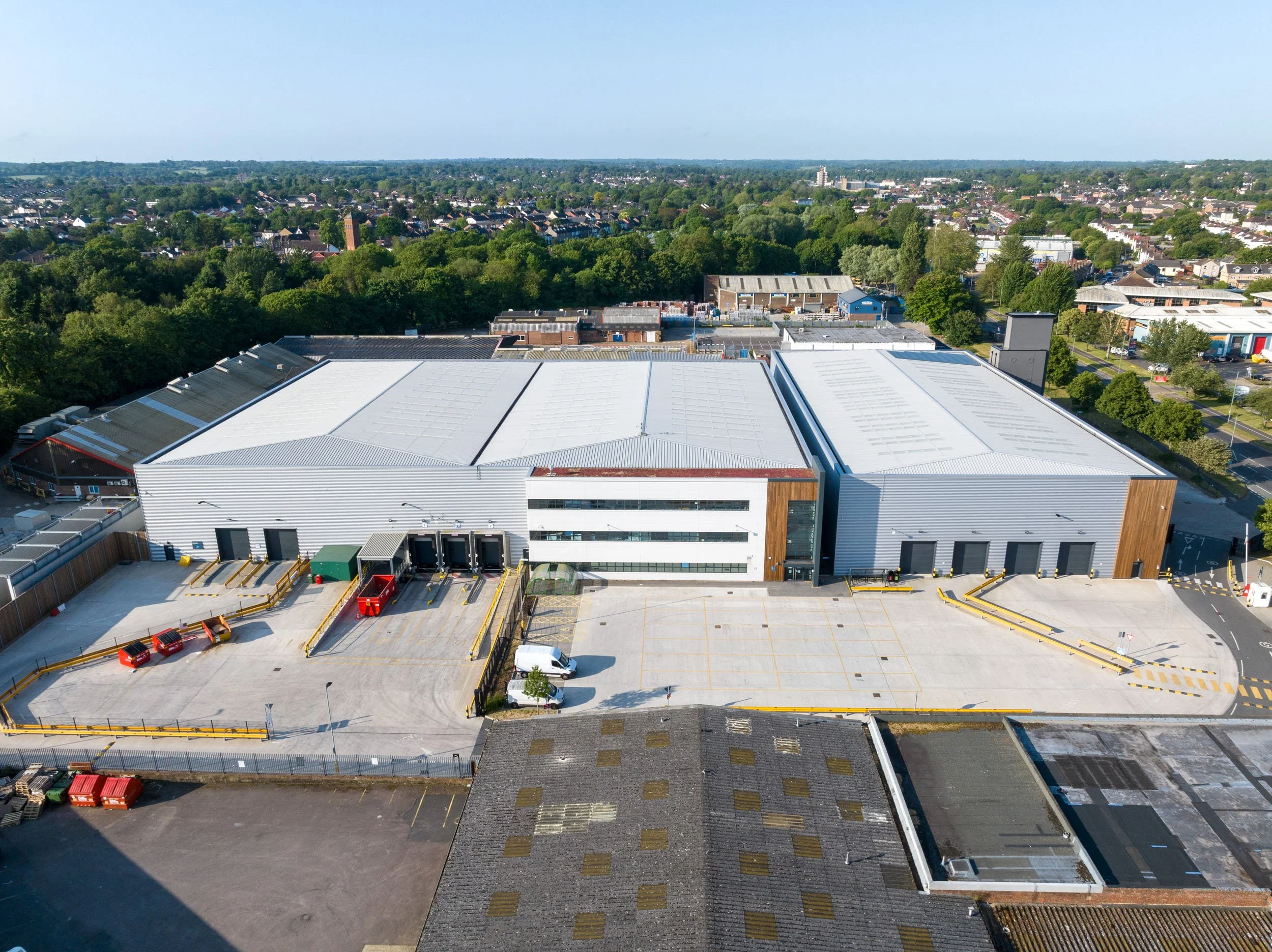 orpington-greater-london-uk-amazon-logistics-warehouse-aerial-64.jpg