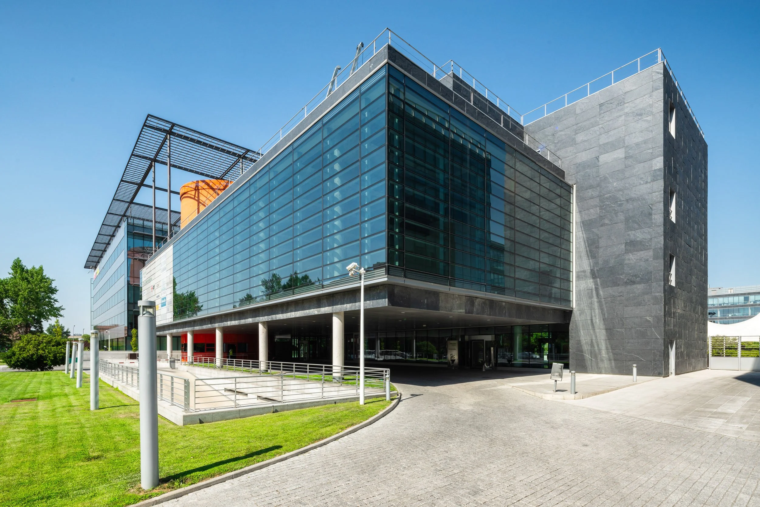 parque-empresarial-las-mercedes-madrid-office-architecture-028.jpg