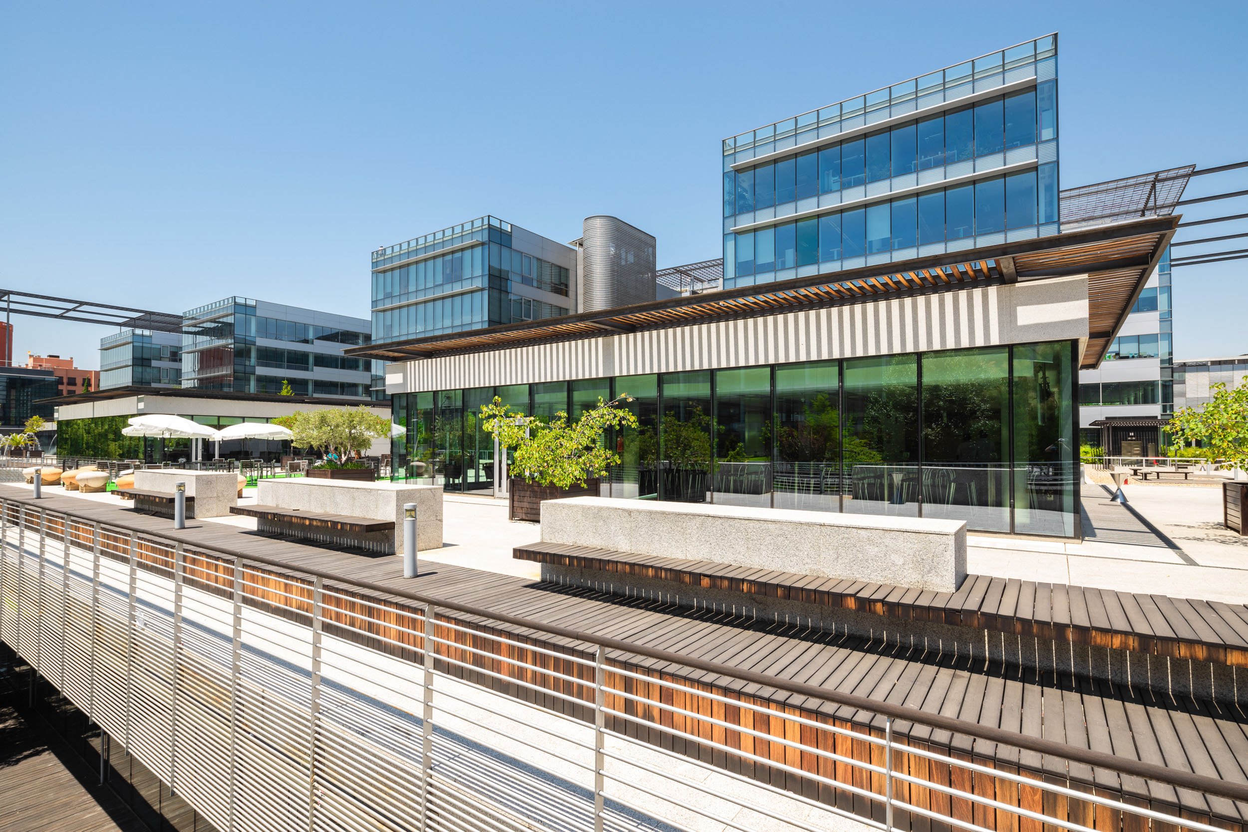 parque-empresarial-las-mercedes-madrid-office-architecture-052.jpg