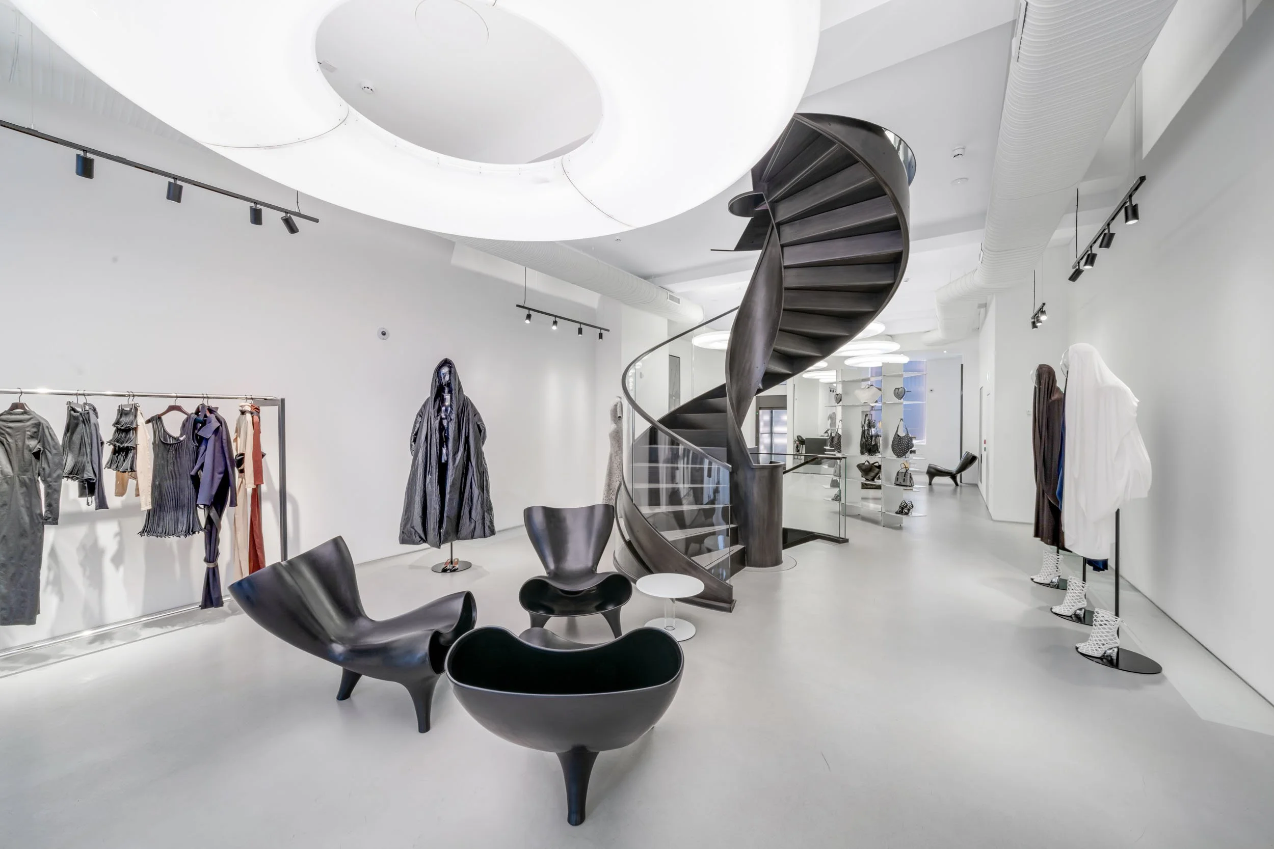 alaia-new-bond-street-boutique-interior-london-03.jpg