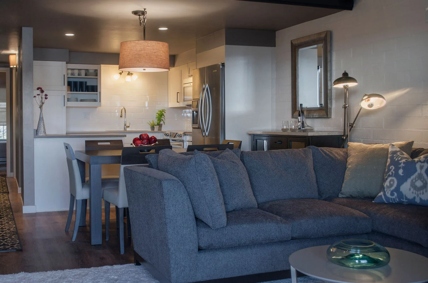 ski_condo_living.jpg