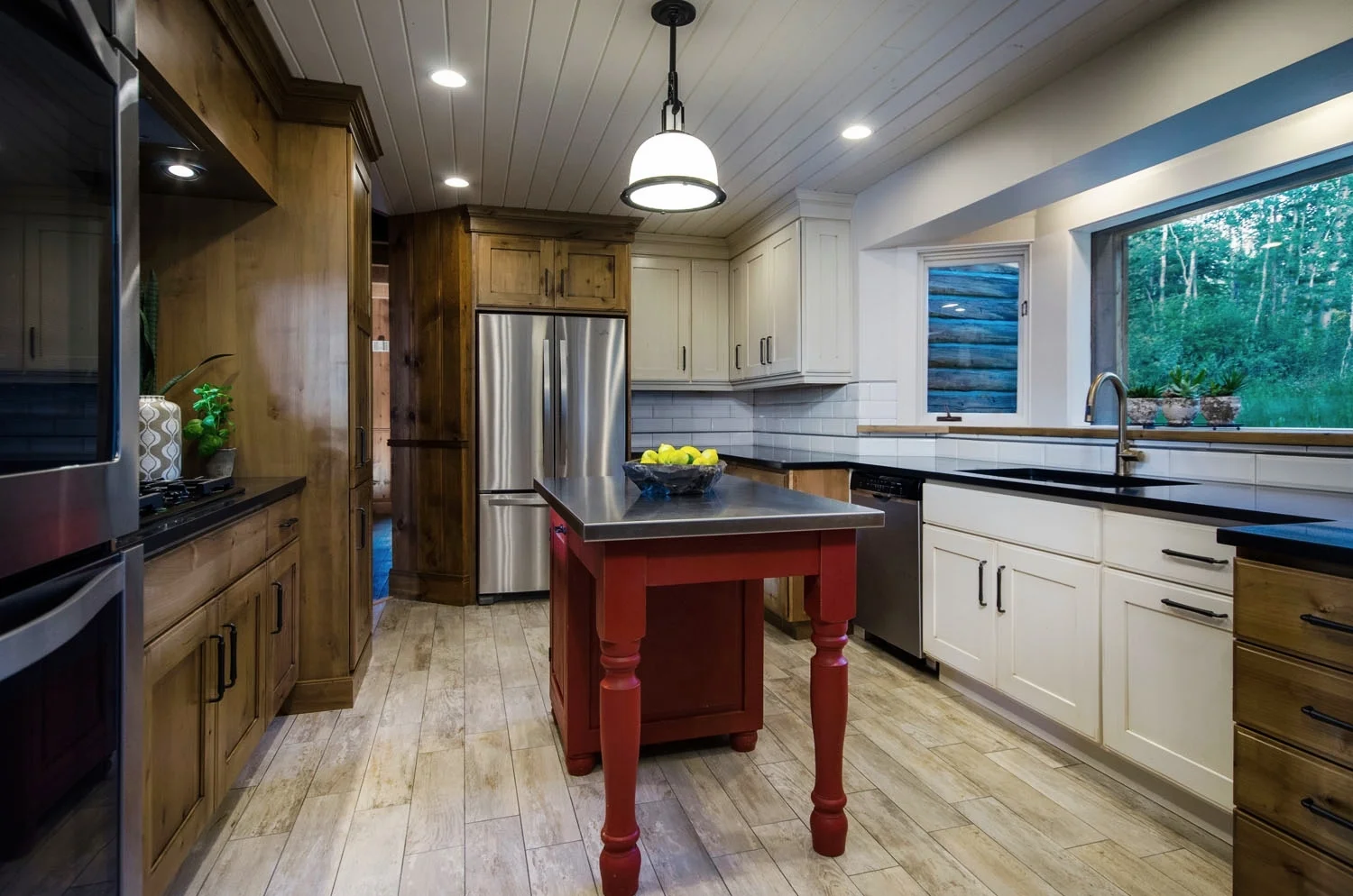 columbine_kitchen_island.jpg