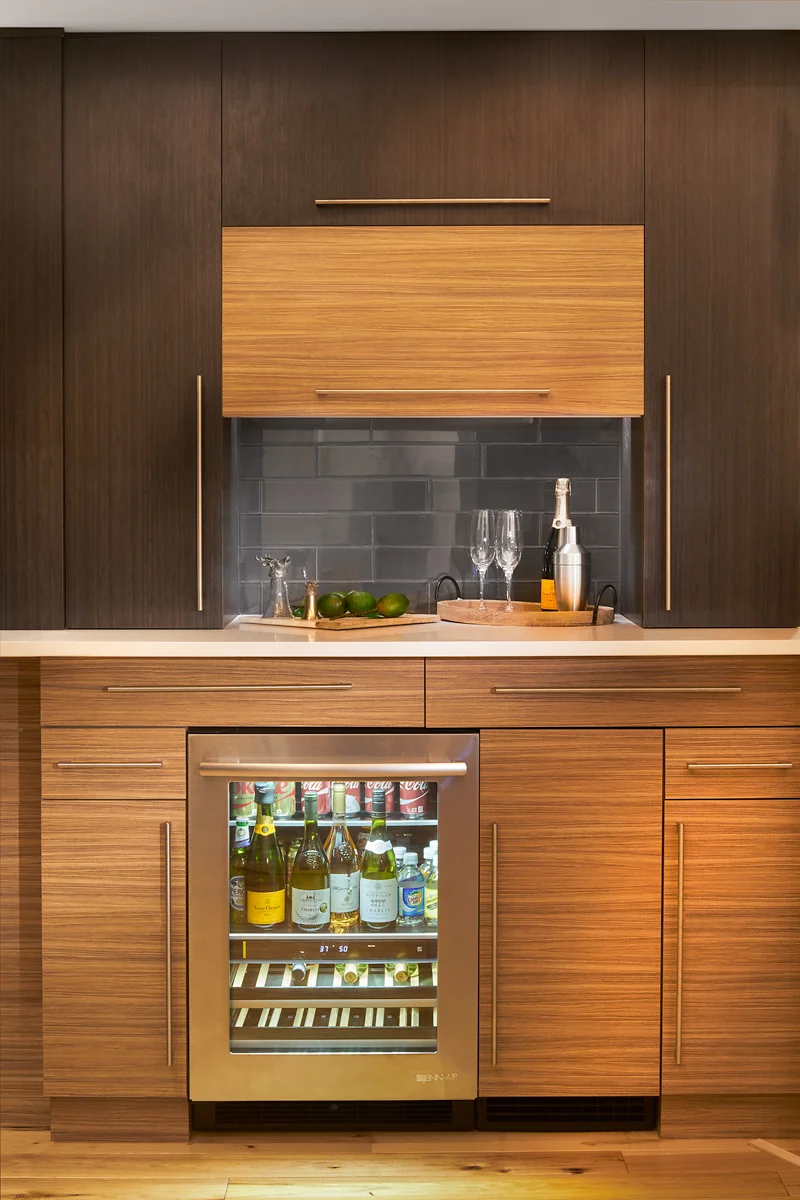 Kitchen After: Wet Bar Addition