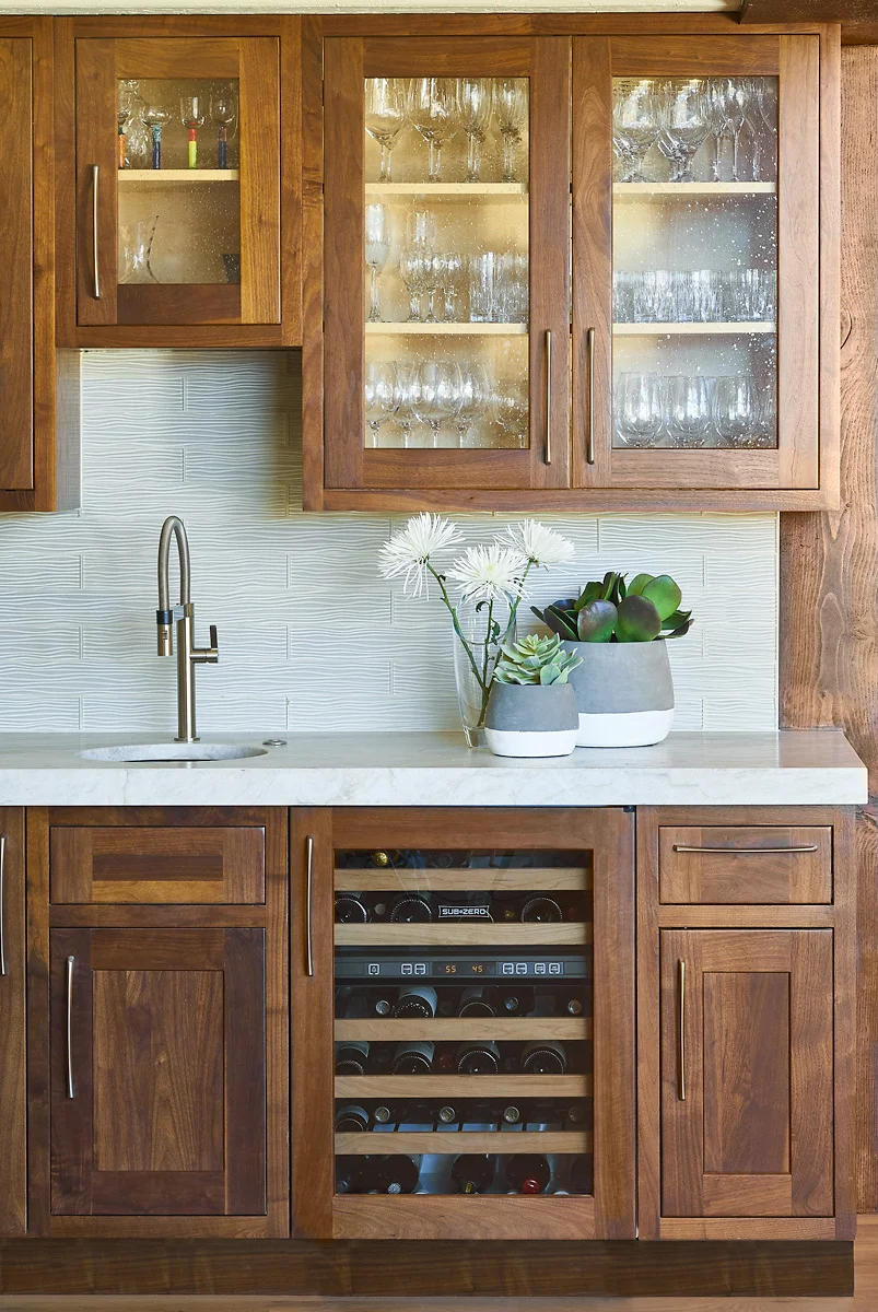 Rumor-Design-577-Anglers-Ct--11-9-16-Kitchen-Bar-Detail-Web.jpg