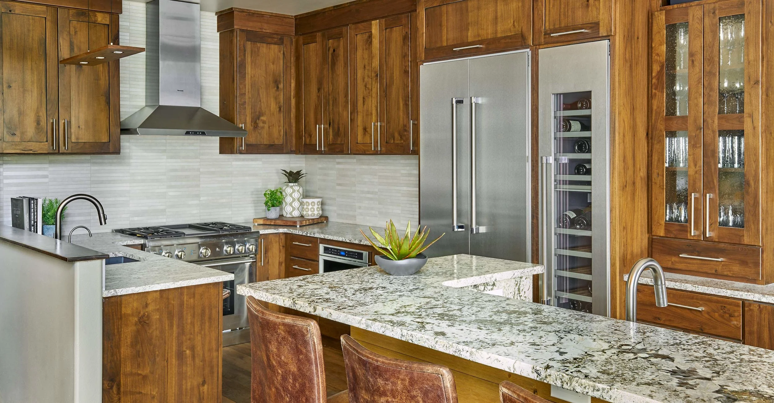 Rumor-Jerrys-08-14-18-Kitchen-Wide-Web.jpg