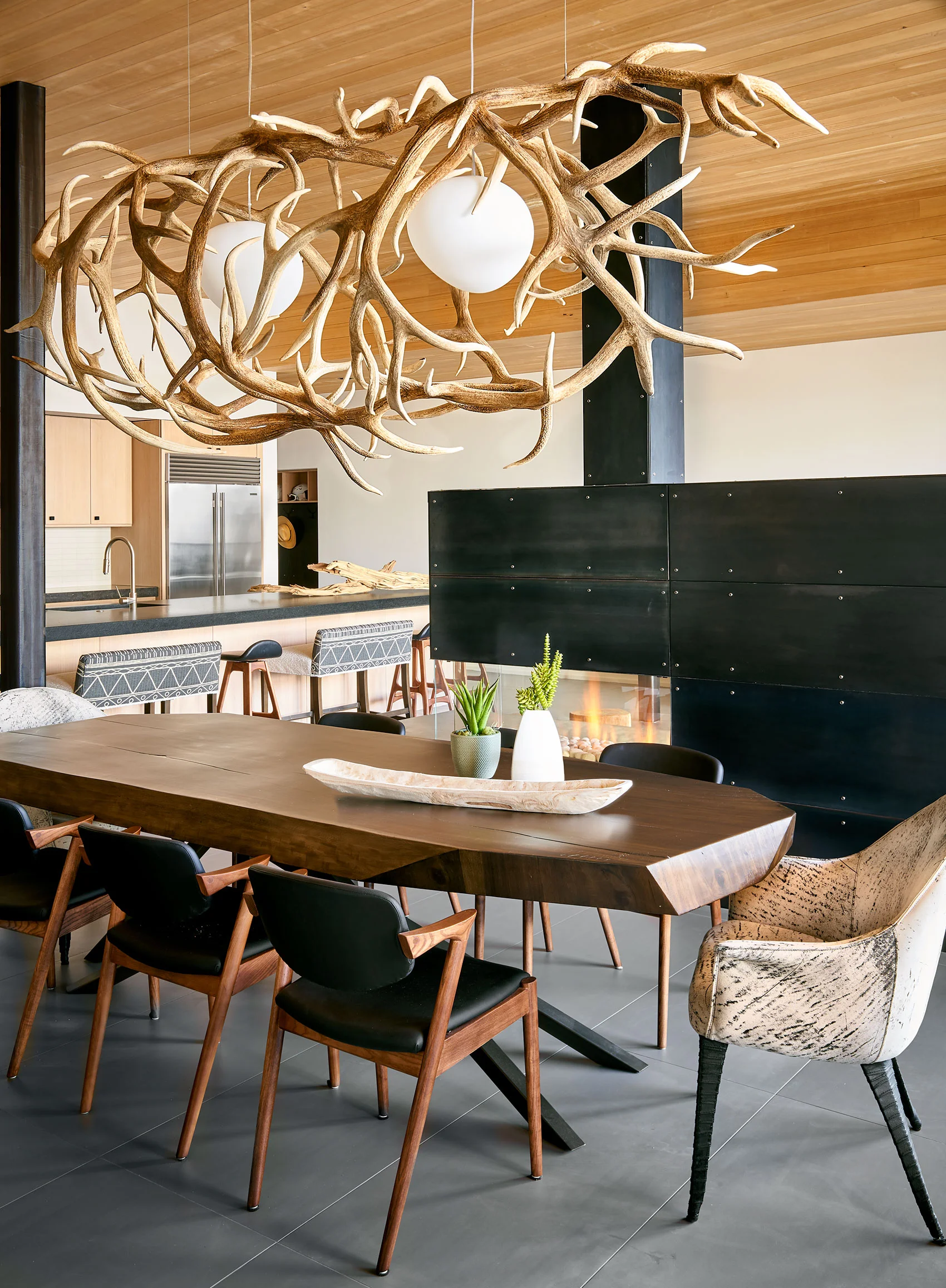 Rumor-910-Yampa-03-21-19-Dining-to-Kitchen-Table-Floral-Web.jpg