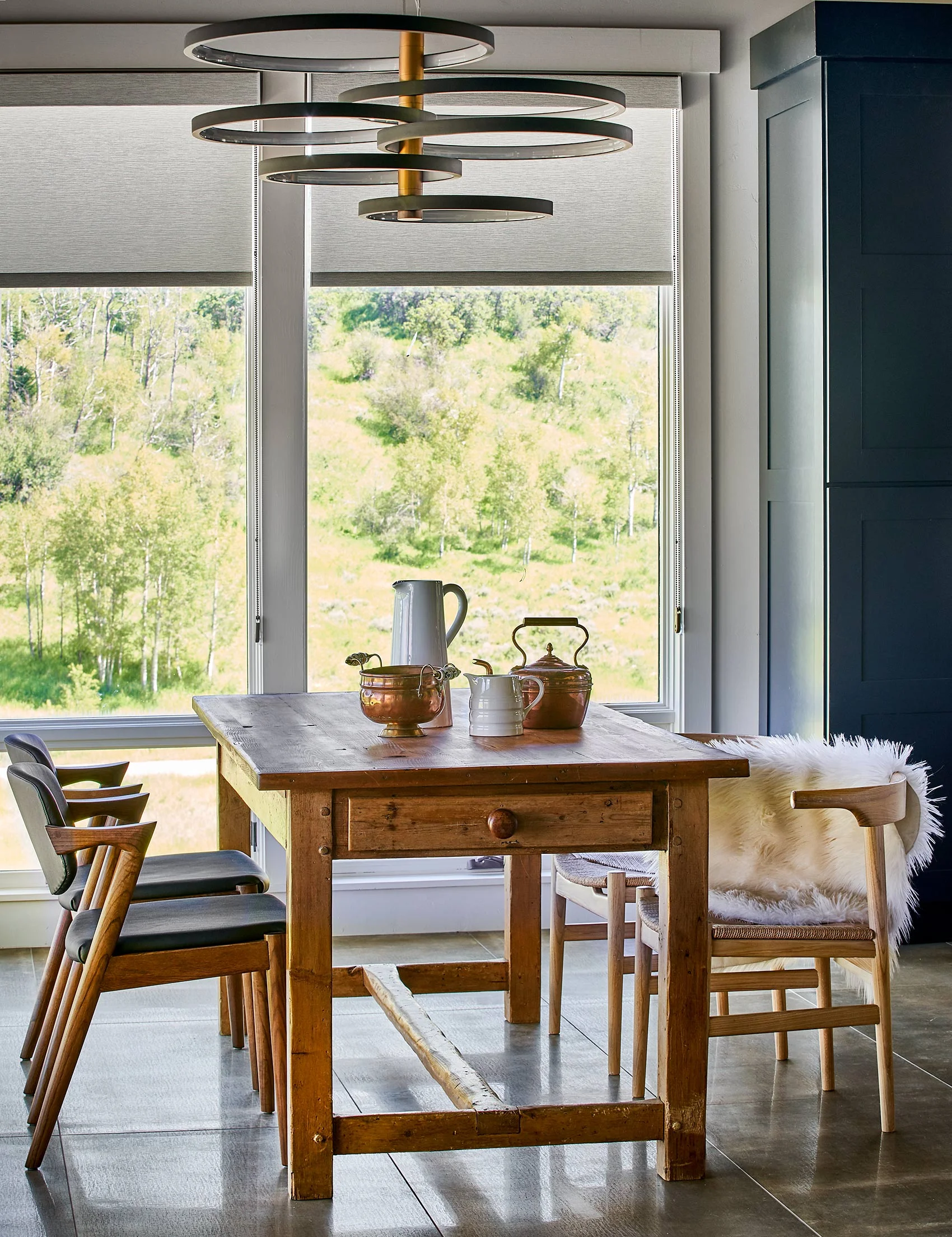 Rumors-Cow-Creek-07-11-19-Dining-Detail-Web.jpg