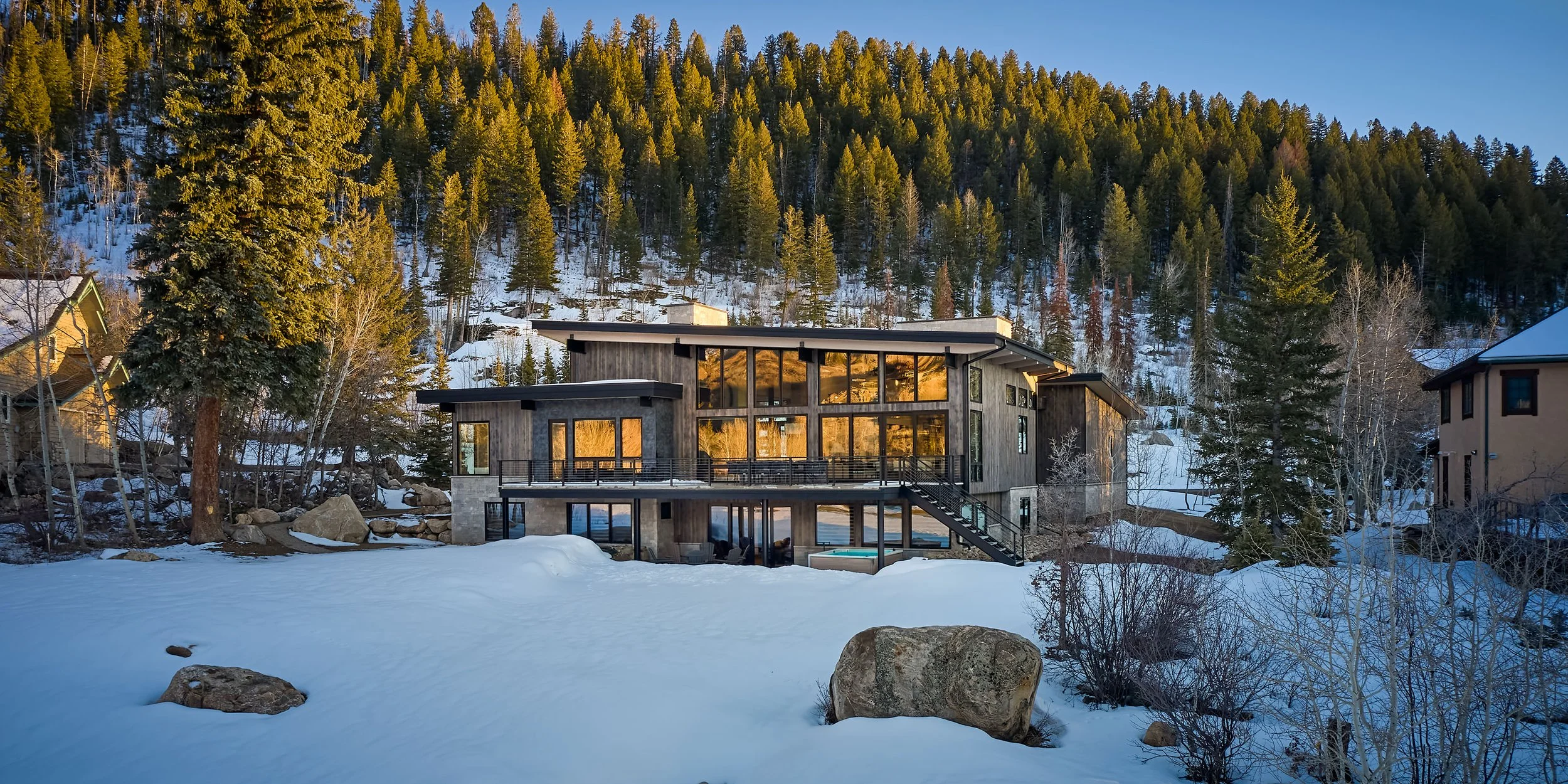 Rumor-971-Steamboat-Blvd-03-08-26-Rear-Elevation-Angle-Web.jpg