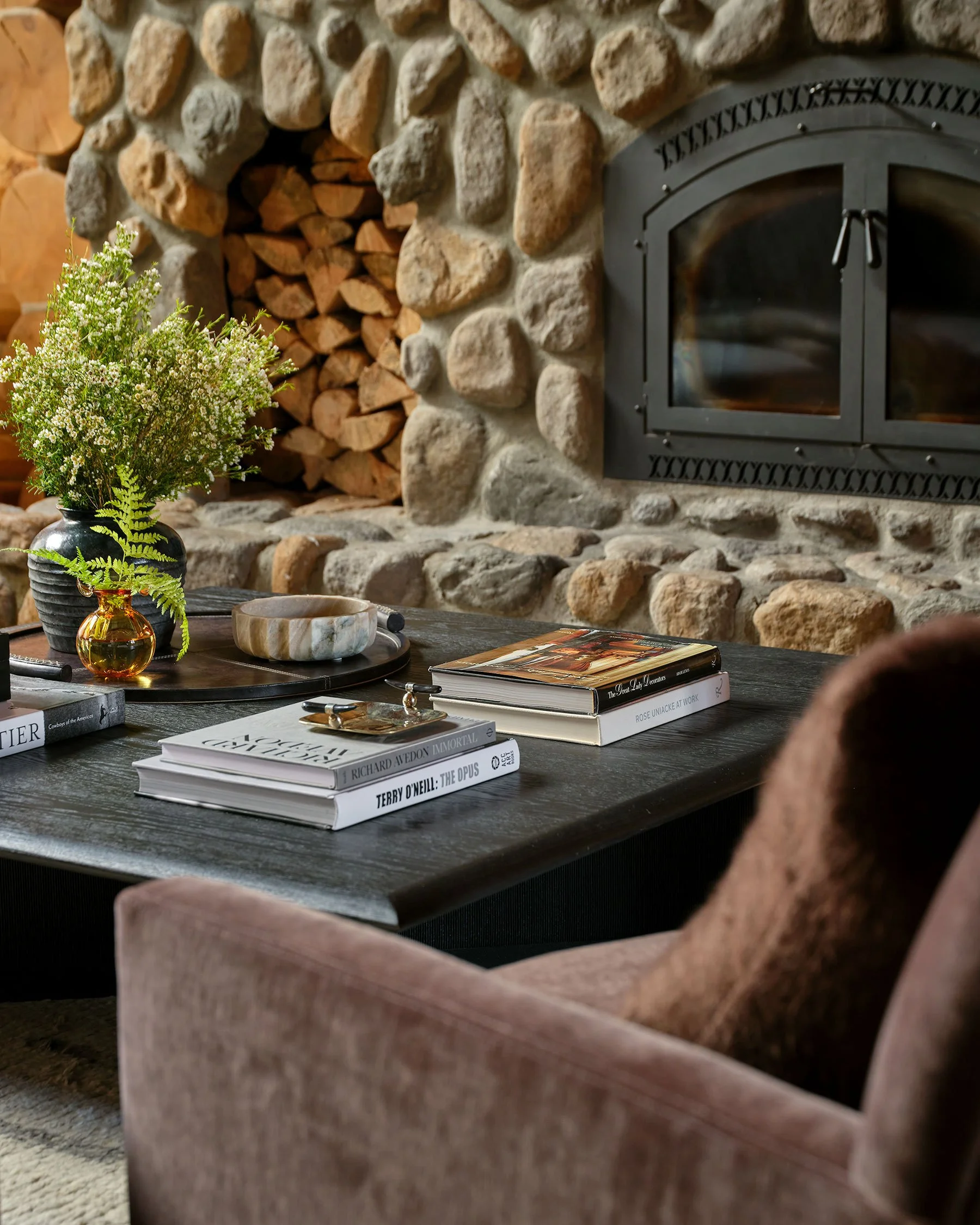 Rumor-Egge-1450-Mark-Twain-Steamboat-04-20-26-Coffee-Table-Detail-2-Web.jpg