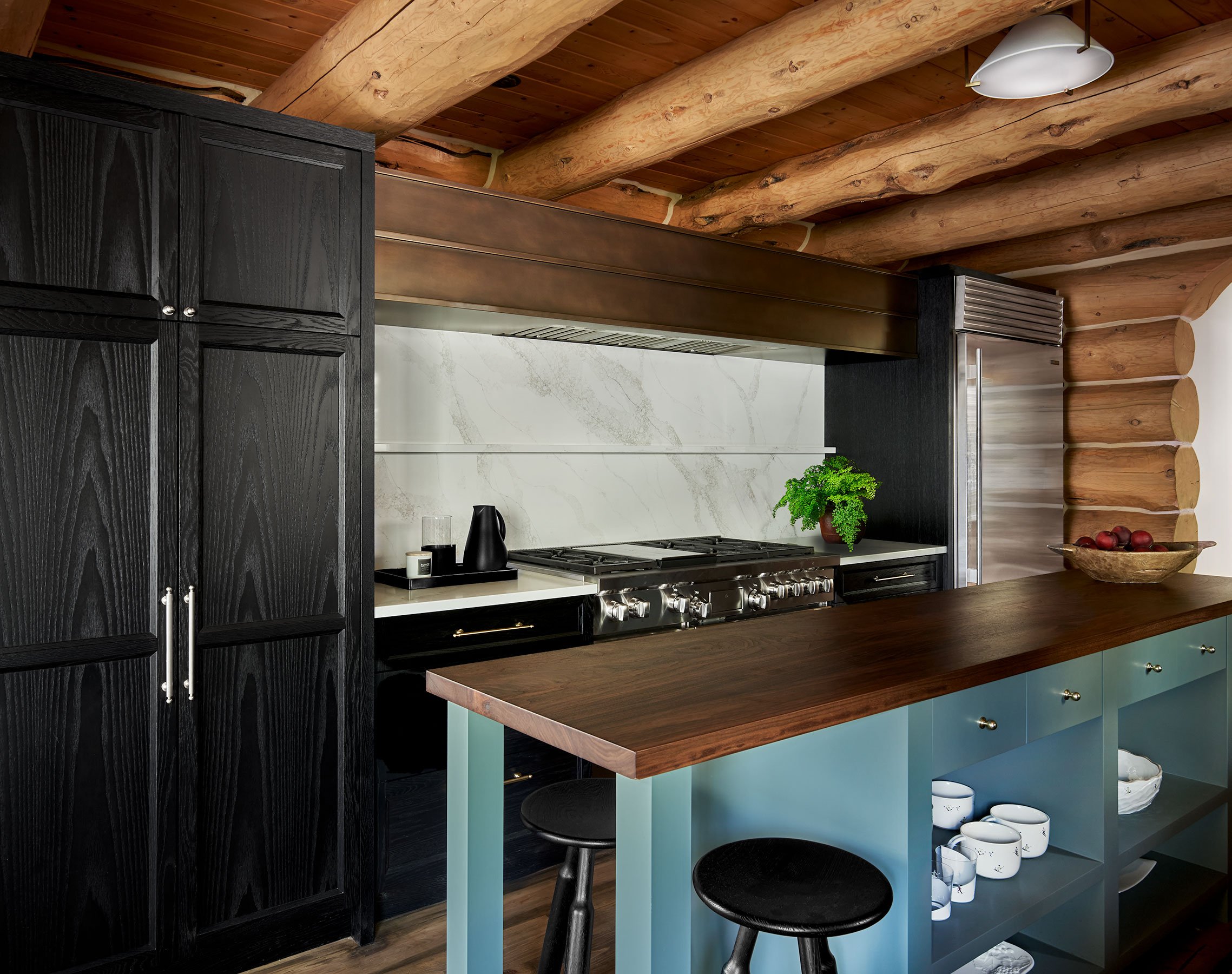 Rumor-Egge-Kitchen-Wide-to-Stove-06-25-26-Web.jpg