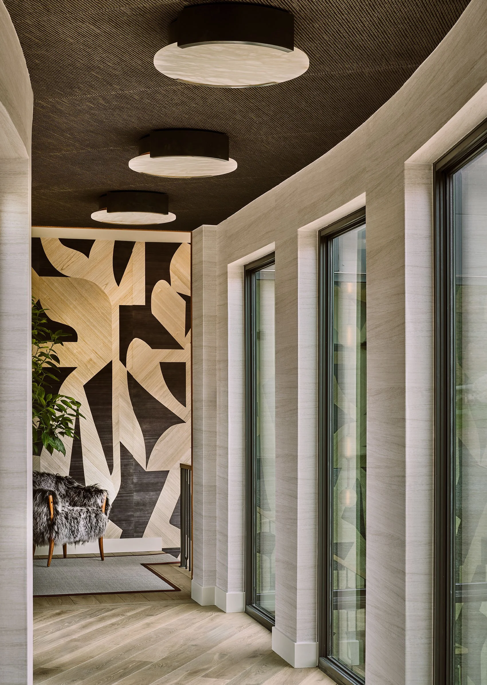 Rumor-Swain-AMR-04-23-26-Curve-Hallway-Web.jpg