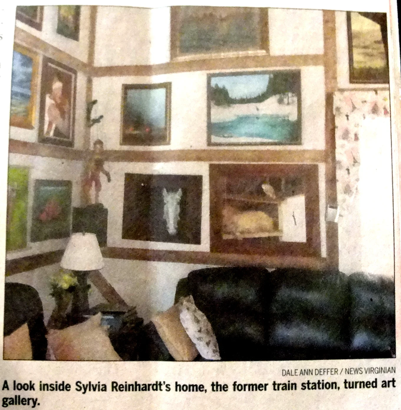 Sylvias art gallery station.JPG
