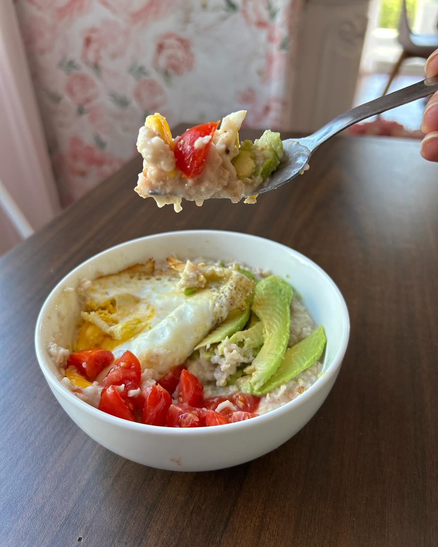 Immediately after I took this photo, and then the bite on that fork, I realized I&rsquo;ve forgotten Sriracha! I remedied that oversight really quickly! Once I got that on, it was ready to eat. Holy moly. I think I tweaked this so that it&rsquo;s pre