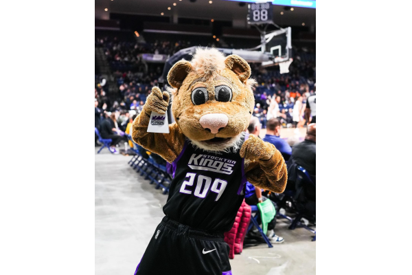 Stockton Kings' Basketball Halftime Performance for Competition Team 