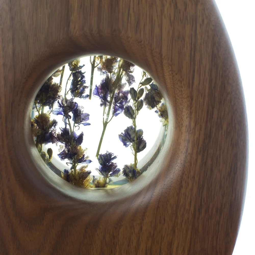 ALIGHT Lamp<a href=/alight>→</a><strong>Daily illumination.</strong>