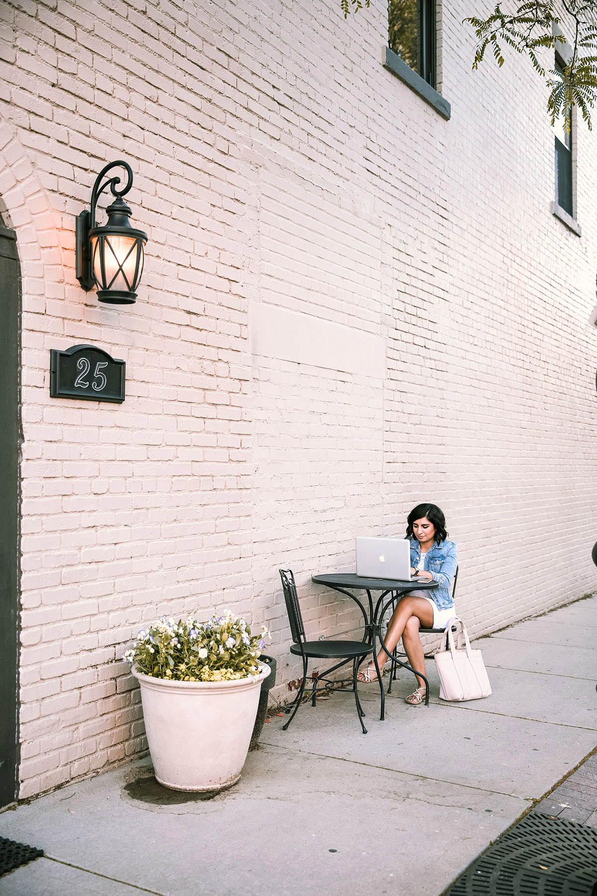 kansas-city-brand-and-website-designer-r-artspace-47.jpg