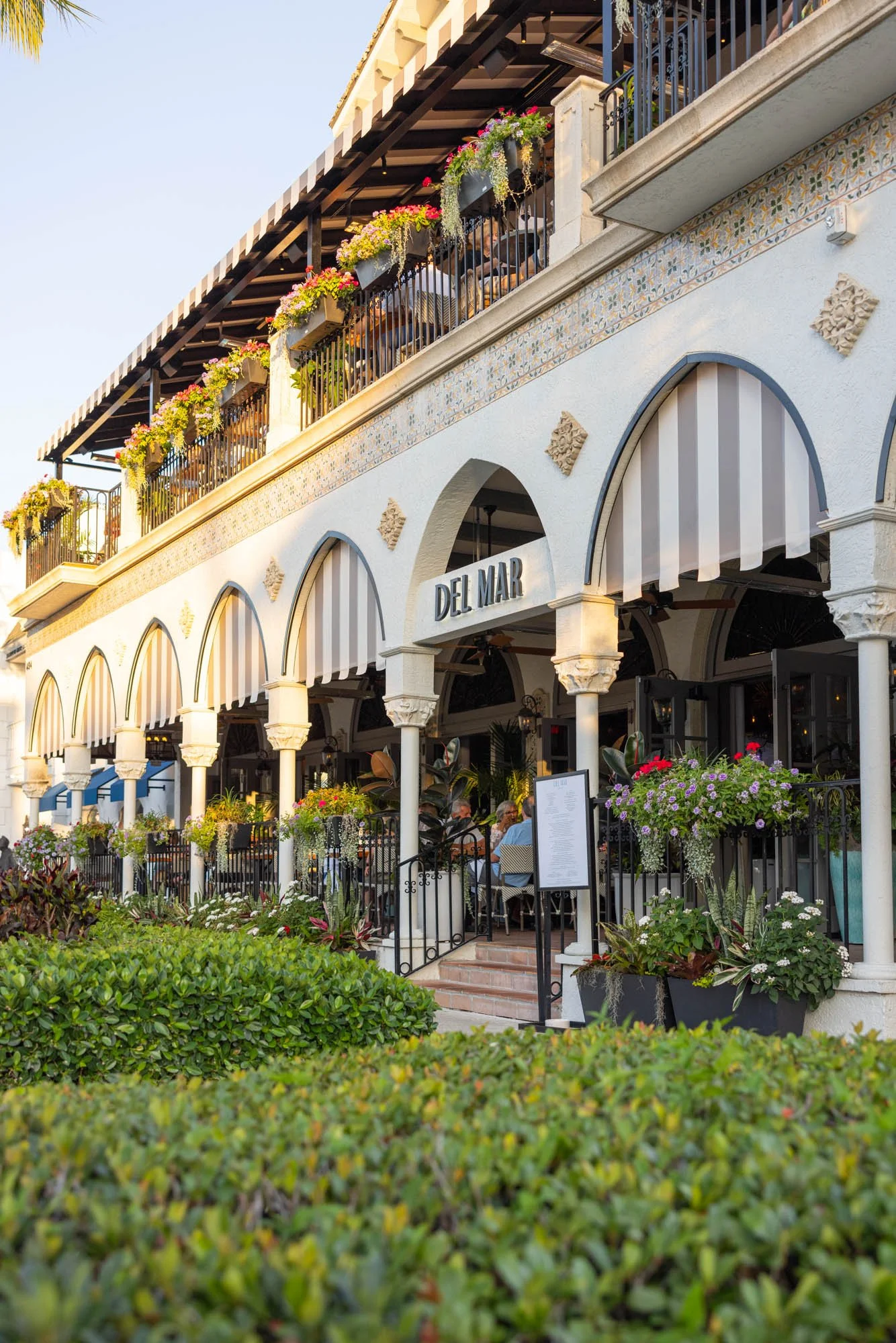 fifth-Avenue-South-Naples-0379.jpg
