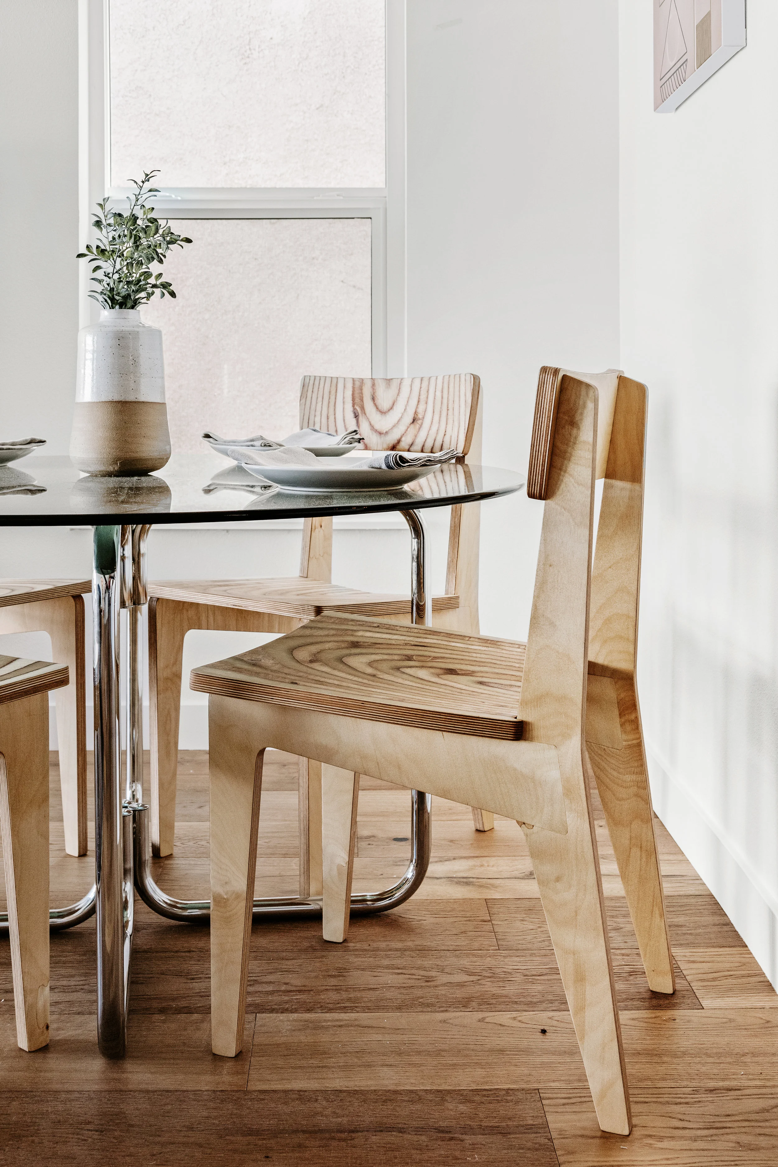 atla contour chair 1.jpg