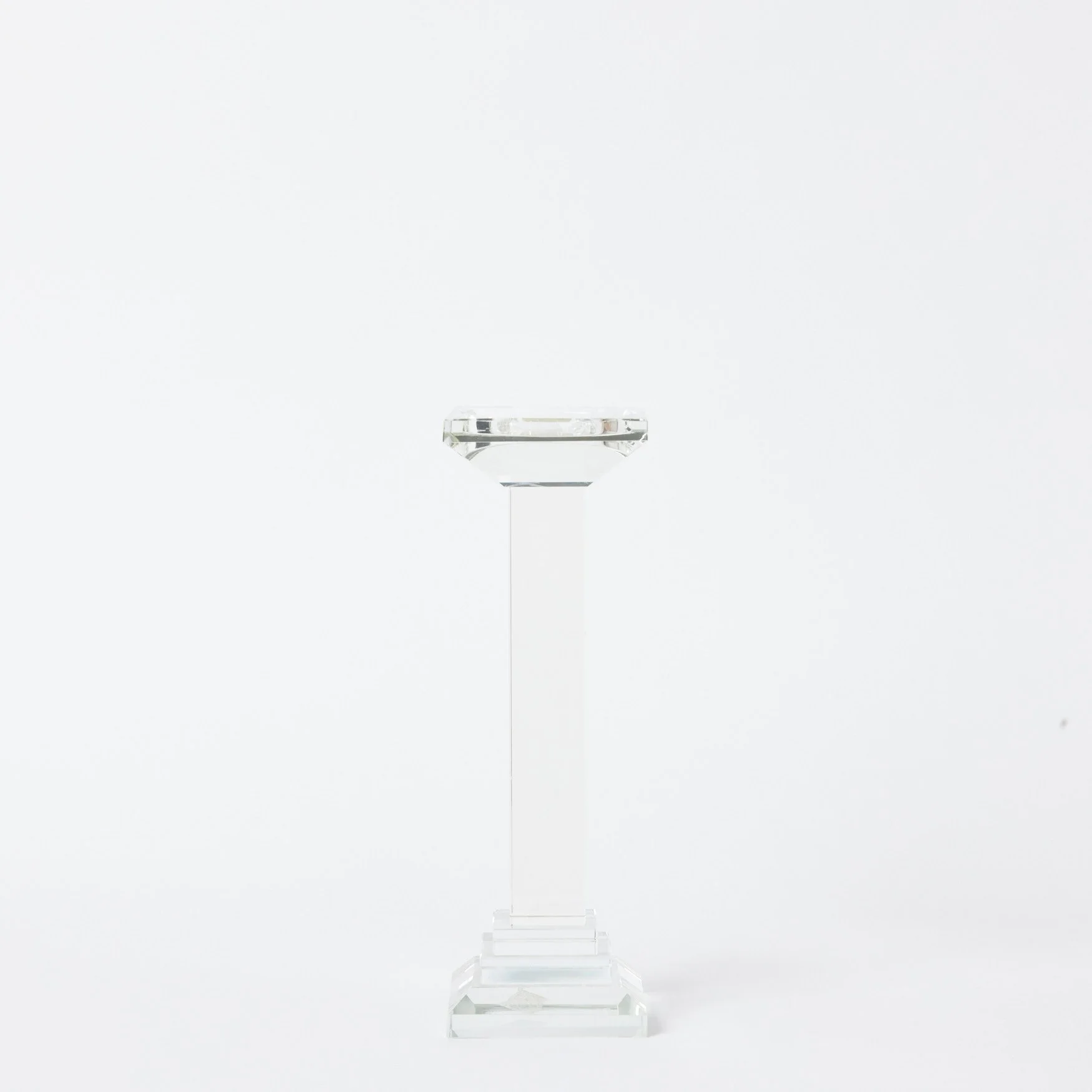 EST_Objects_CandleHolders_Glass_MGCANDL0016_9Lx9Wx28H_01.jpg