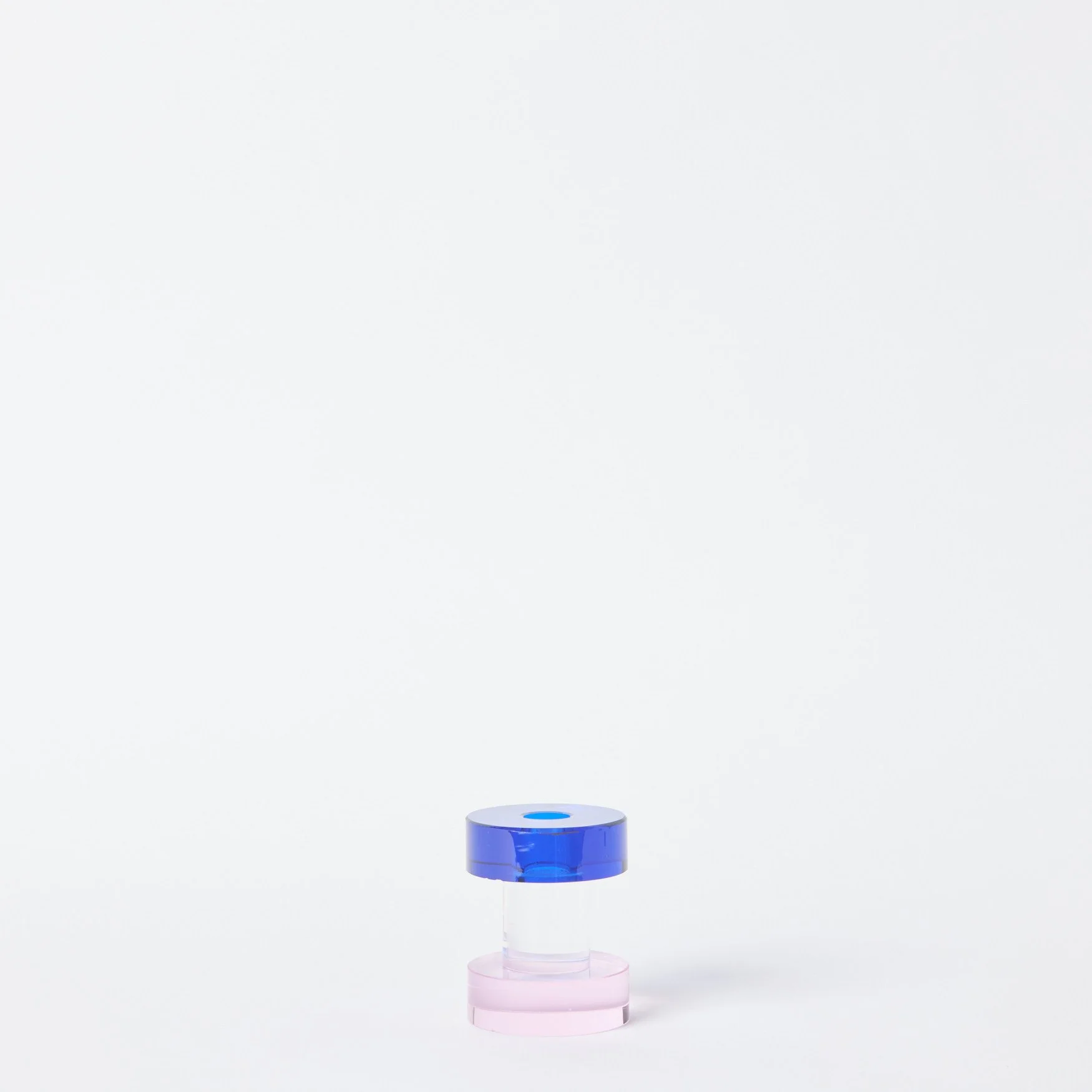 EST_Objects_CandleHolders_Pink_MGCANDL0014_7Dx10H_01.jpg