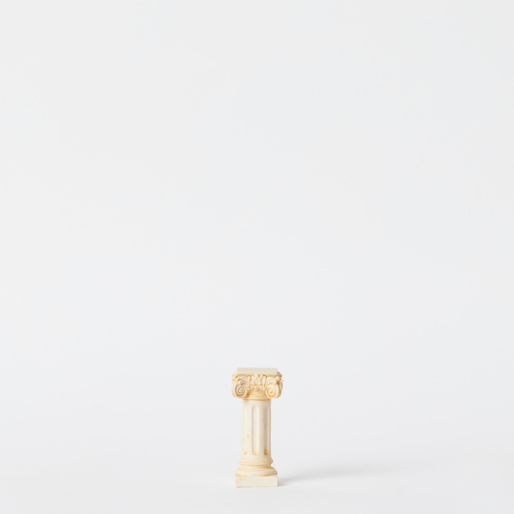 EST_Objects_Miscellaneous_WhiteNeutral_MGMISC0005_8Hx3Wx3D_01.jpg