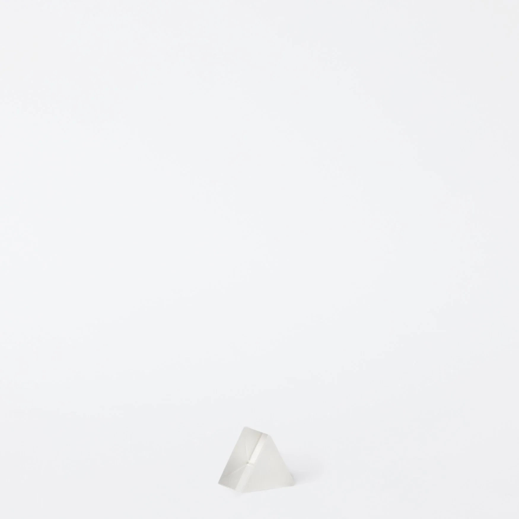 EST_Objects_Shapes_Clear_MGSHAPE0081_6Lx2Wx5D_01.jpg
