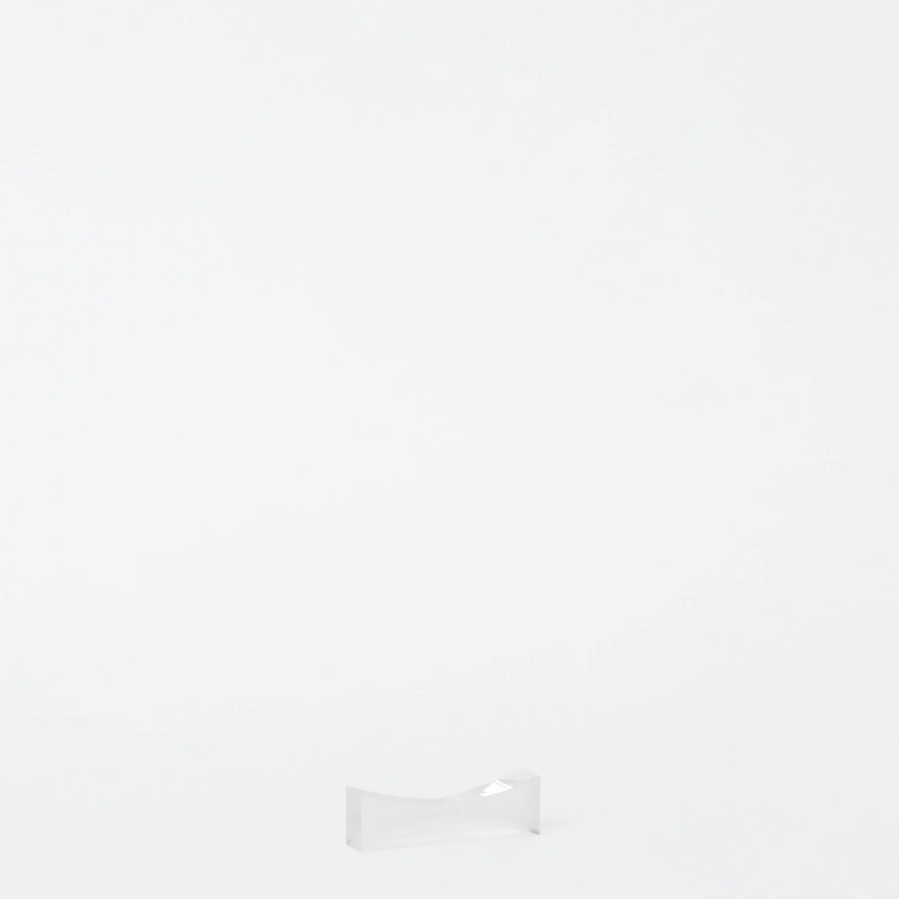 EST_Objects_Shapes_Clear_MGSHAPE0089_7Lx2Wx2H_01.jpg