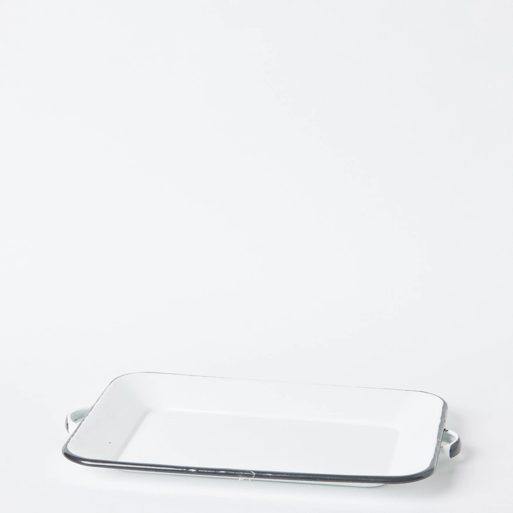 EST_Cookware_BakingTrays_Enamel_DKBTRAY0009_36Lx26W_01.jpg