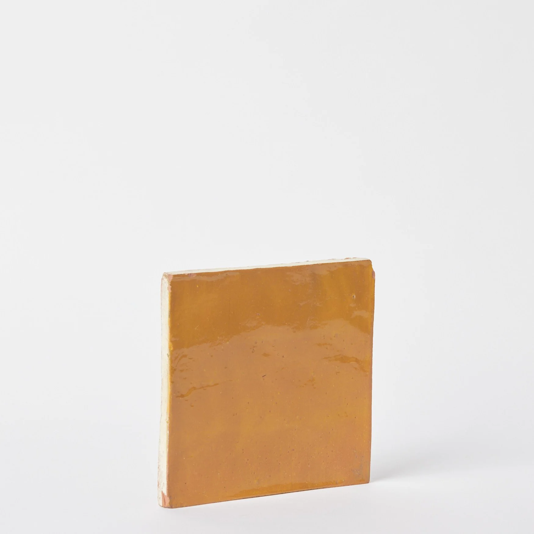 EST_Objects_Tiles_Yellow_ESTOBJTILE0005_20Lx20Wx2H_01_x3.jpg
