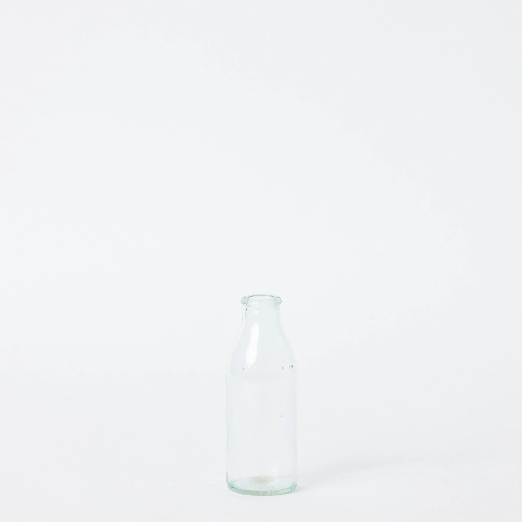 EST_Vessels_Bottles_Glass_ESTBOT0029_4Dx12H_01.jpg